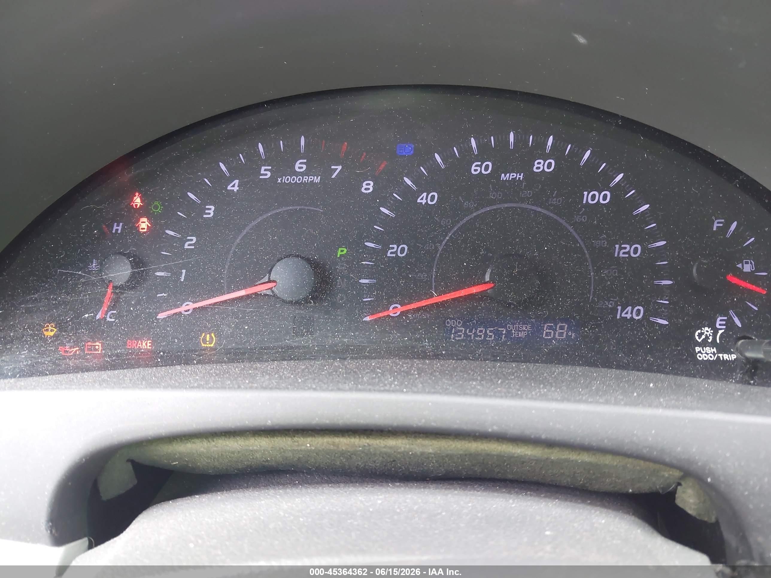 2011 Toyota Camry Le Красный vin: 4T1BF3EK2BU639474
