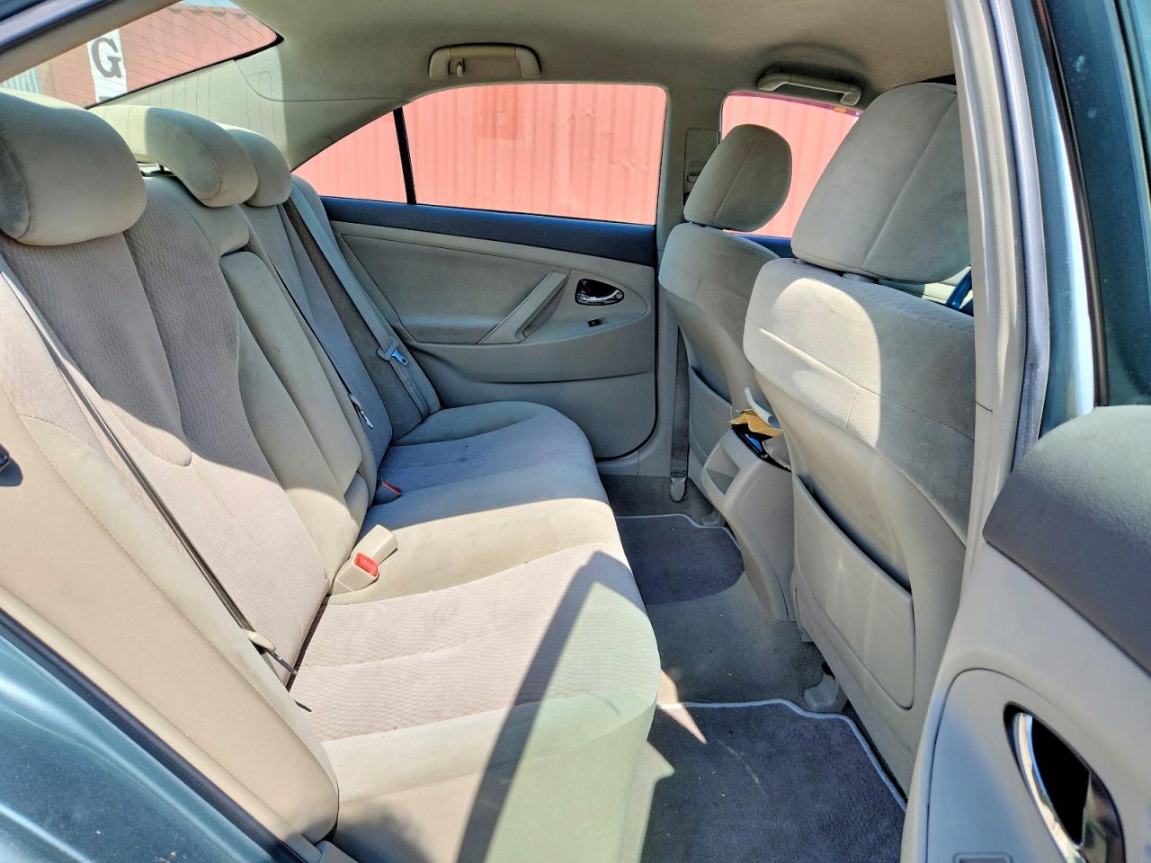 2011 Toyota Camry Base Зеленый vin: 4T1BF3EK2BU641967