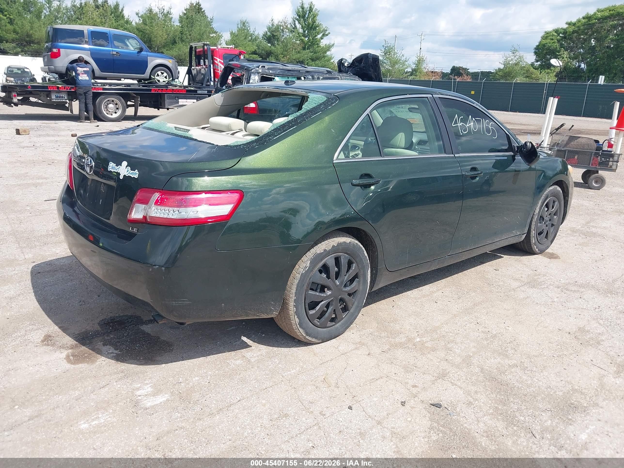 2011 Toyota Camry Le Green vin: 4T1BF3EK2BU643315