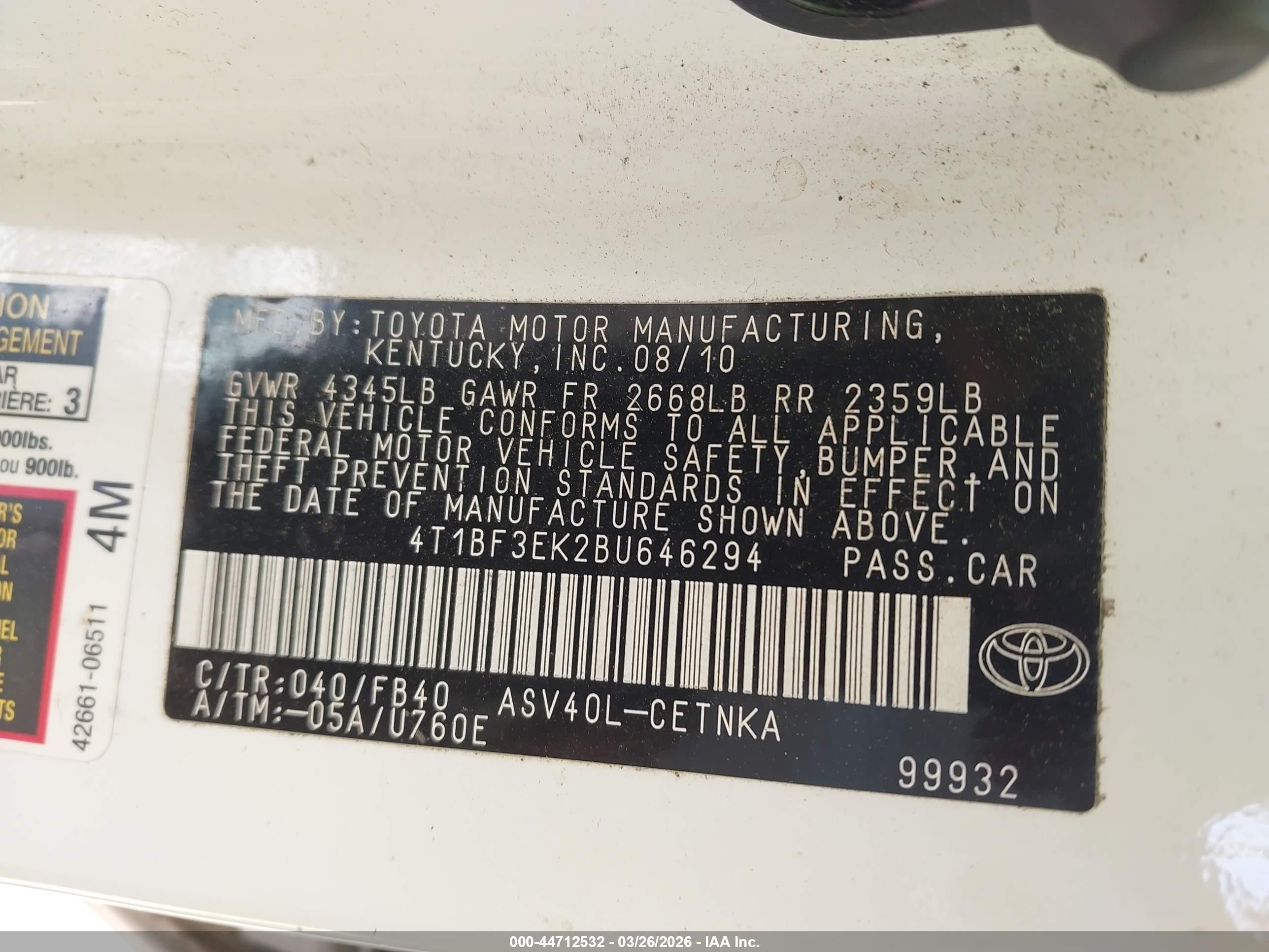 2011 Toyota Camry   White vin: 4T1BF3EK2BU646294