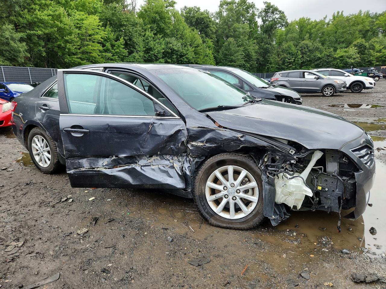2011 Toyota Camry Xle Серый vin: 4T1BF3EK2BU664746