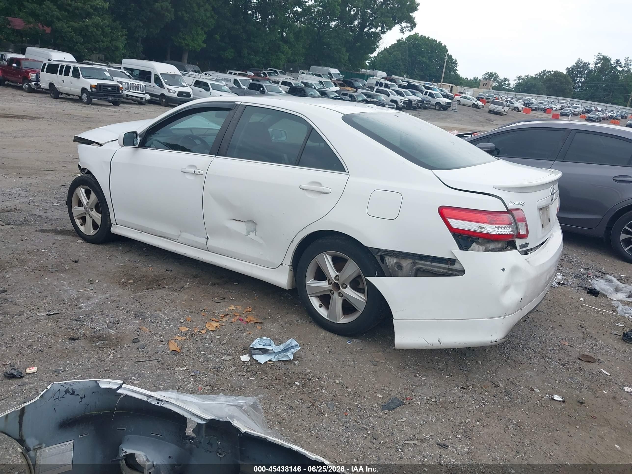 2011 Toyota Camry Se White vin: 4T1BF3EK2BU675178