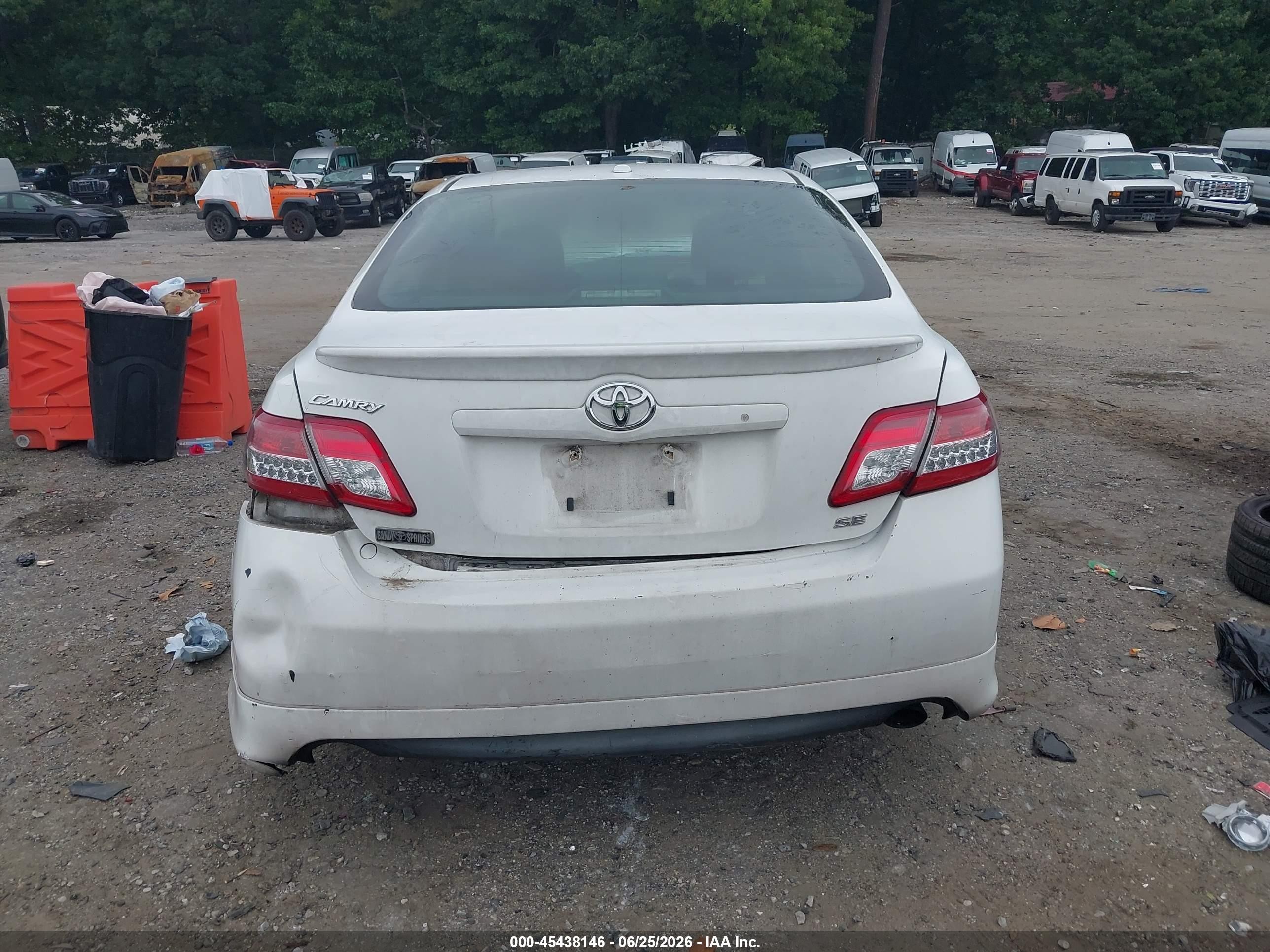 2011 Toyota Camry Se White vin: 4T1BF3EK2BU675178