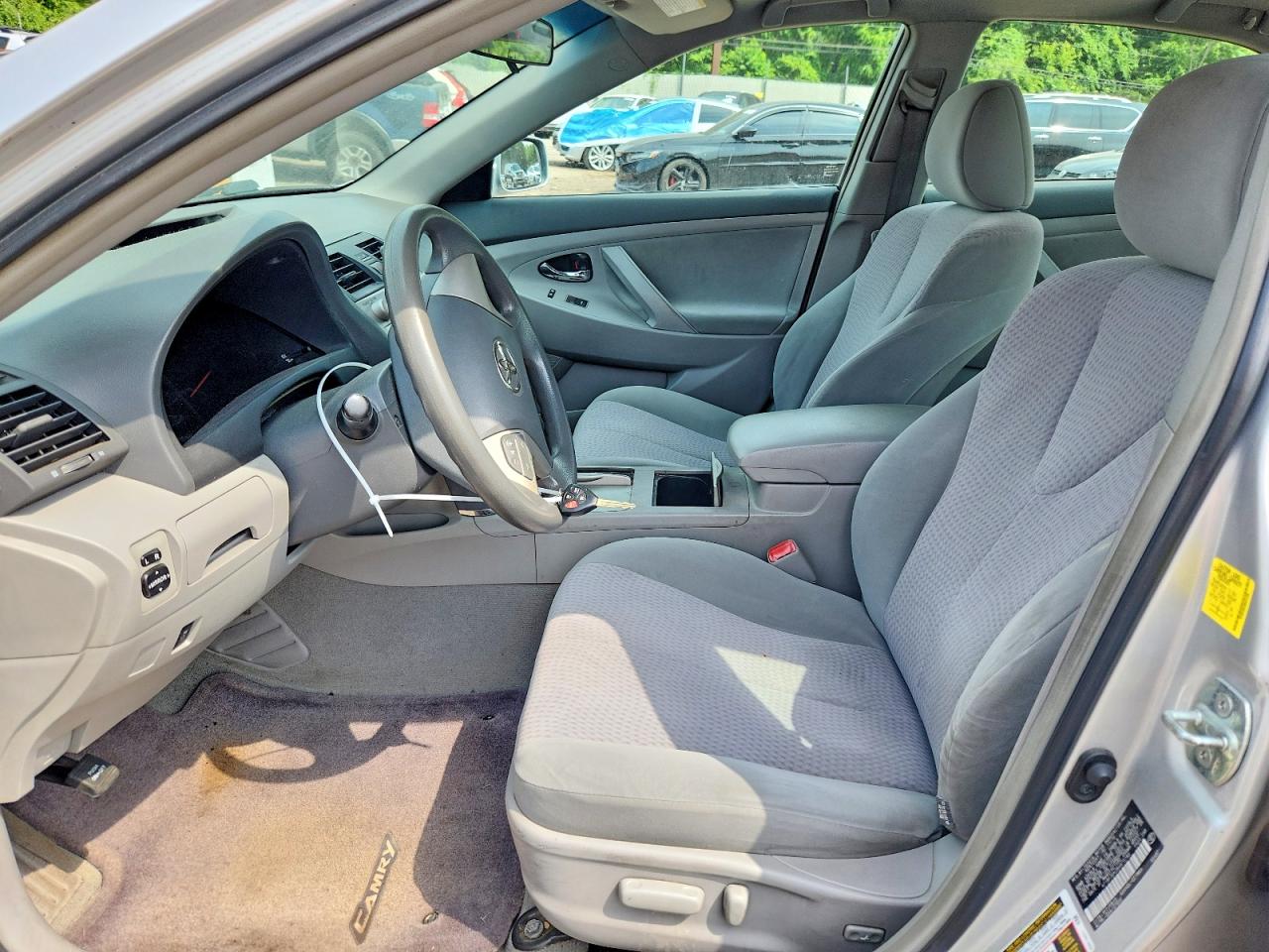 2011 Toyota Camry Le Серебряный vin: 4T1BF3EK2BU675780