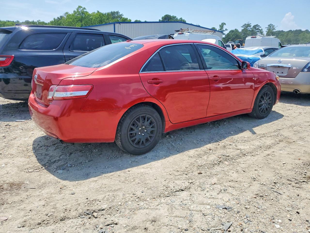 2011 Toyota Camry Le Red vin: 4T1BF3EK2BU684219