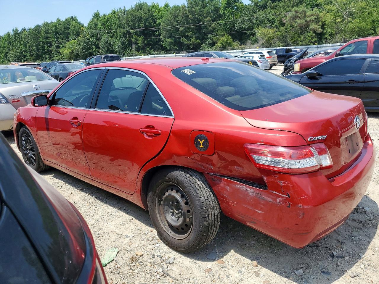 2011 Toyota Camry Le Red vin: 4T1BF3EK2BU684219