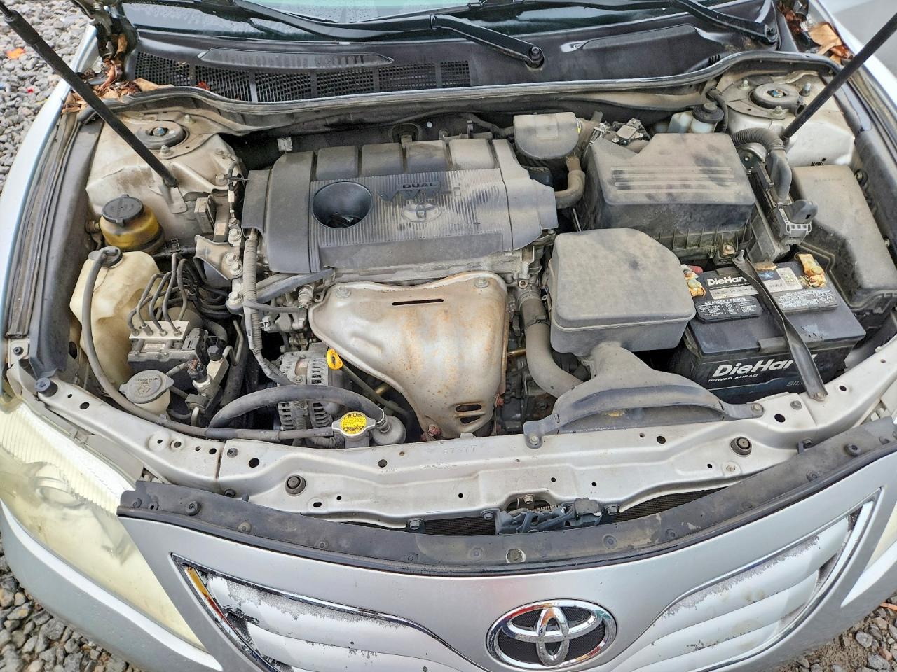2011 Toyota Camry Le Silver vin: 4T1BF3EK2BU690926