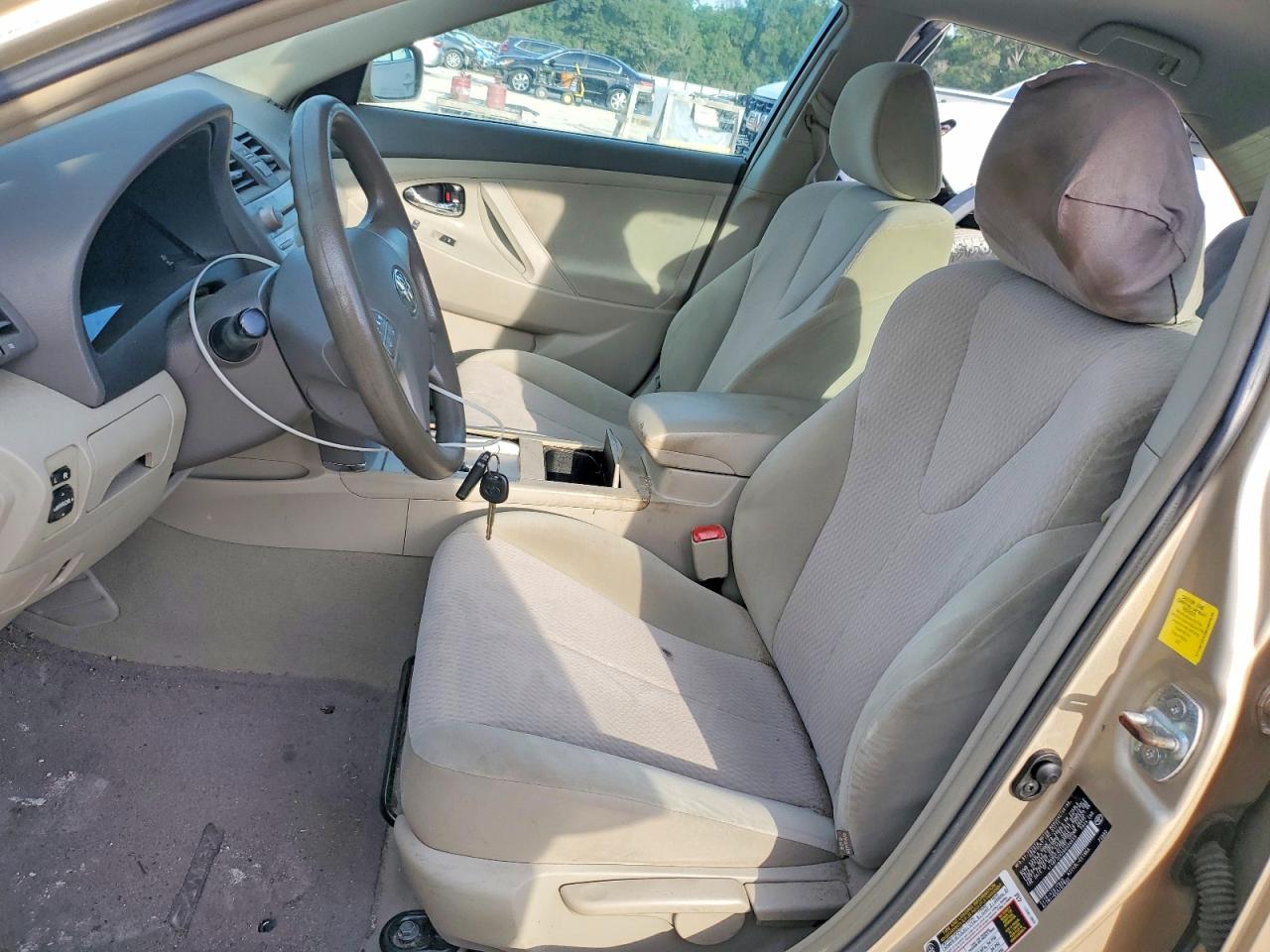 2011 Toyota Camry Base Gold vin: 4T1BF3EK2BU696659