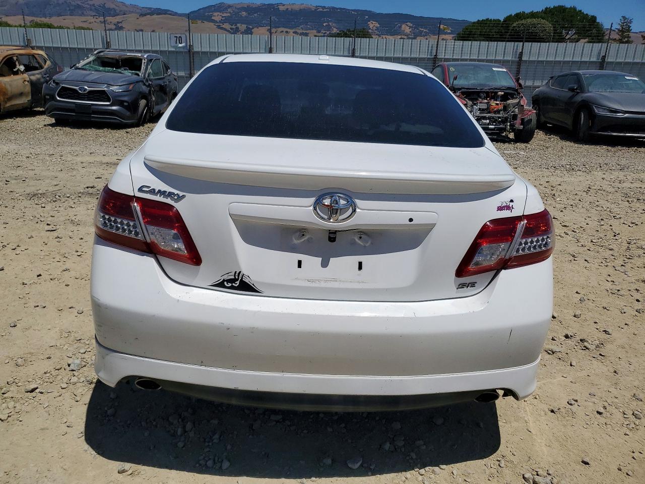 2011 Toyota Camry Se White vin: 4T1BF3EK2BU703545