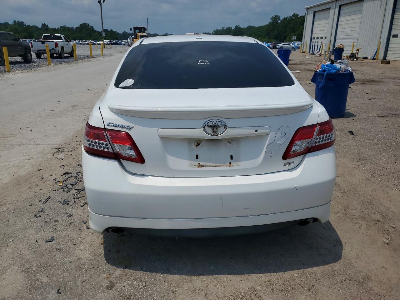 2011 Toyota Camry Se White vin: 4T1BF3EK2BU710706