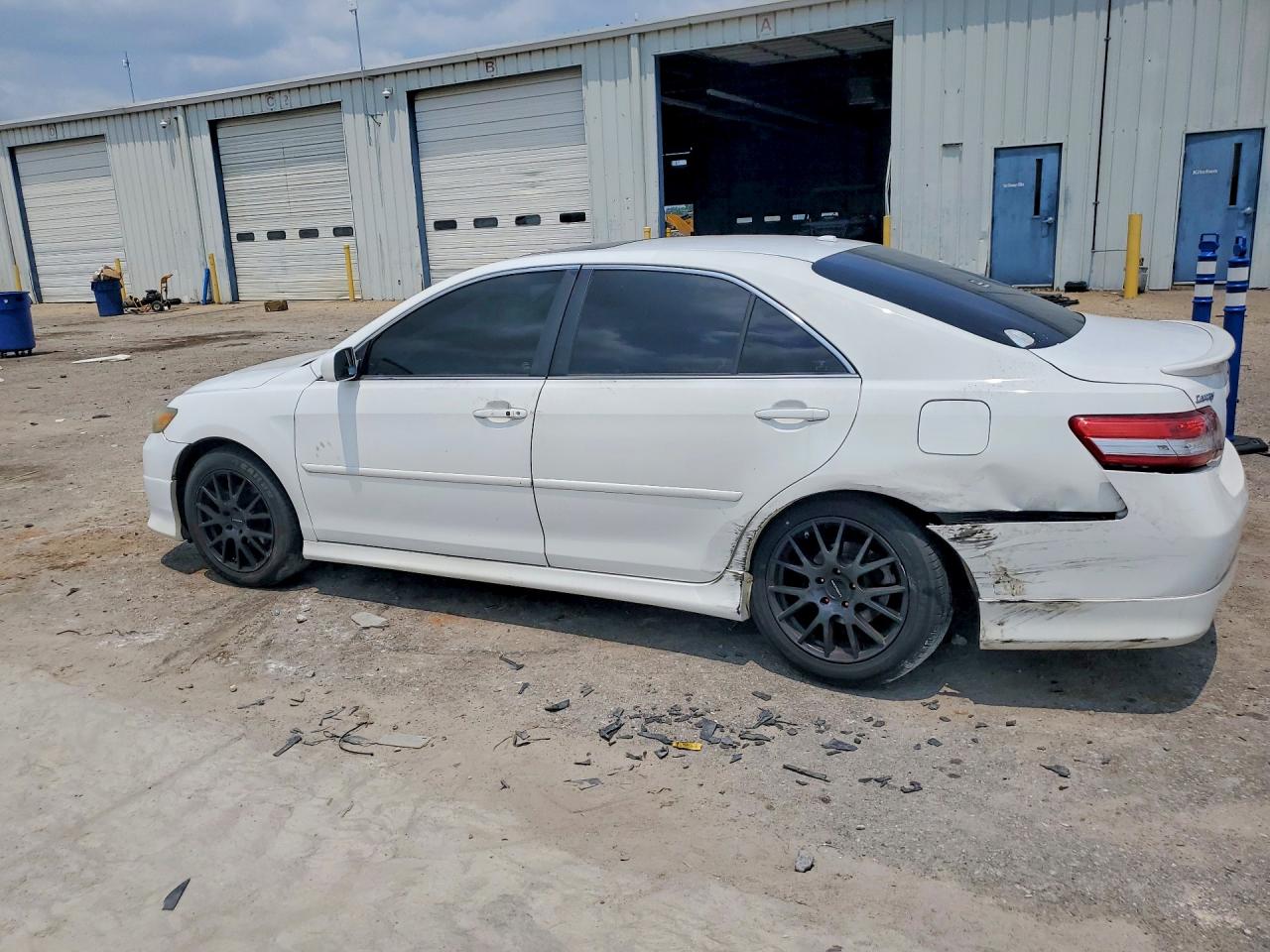 2011 Toyota Camry Se White vin: 4T1BF3EK2BU710706