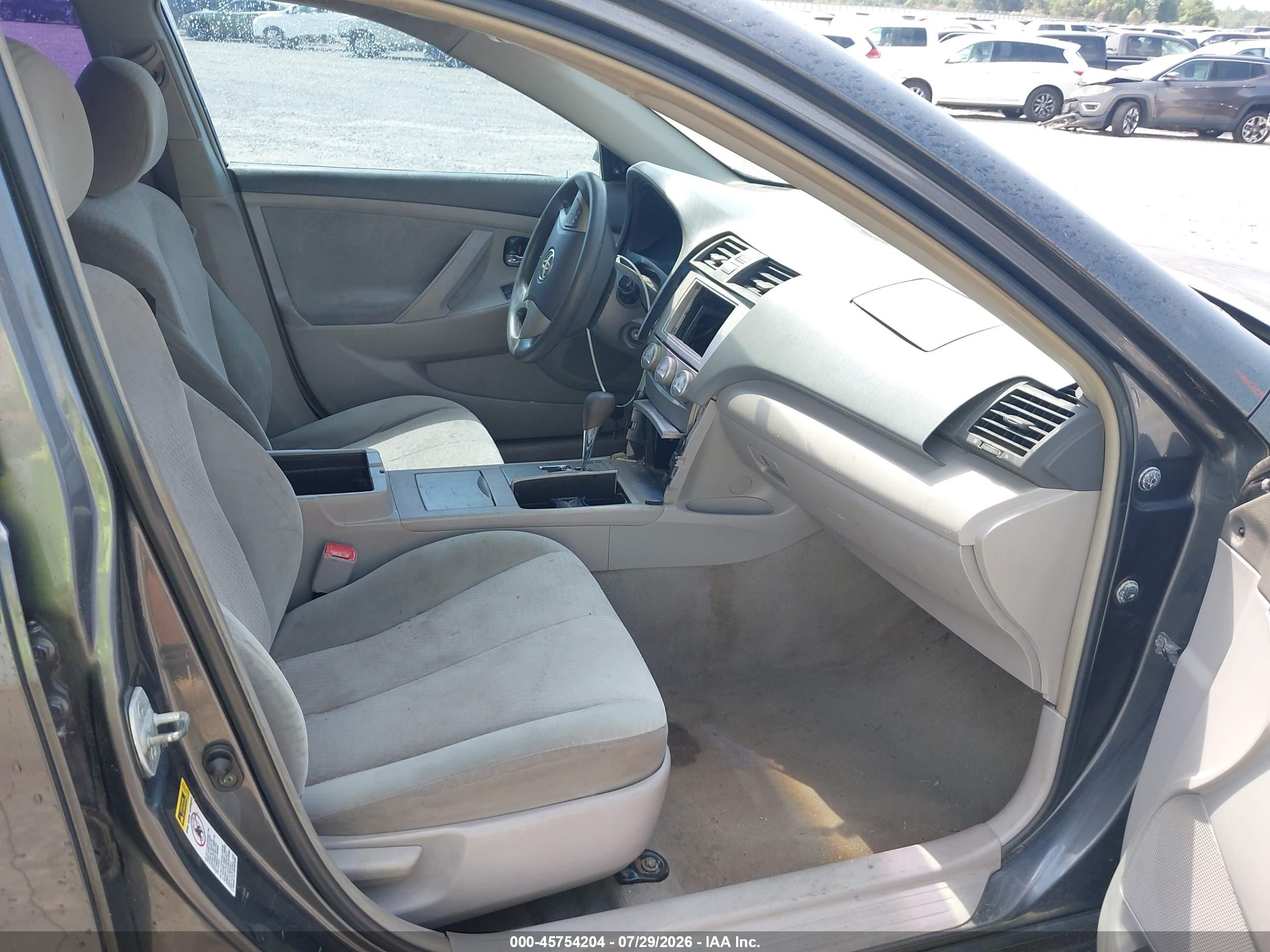2011 Toyota Camry Le Серый vin: 4T1BF3EK2BU710740
