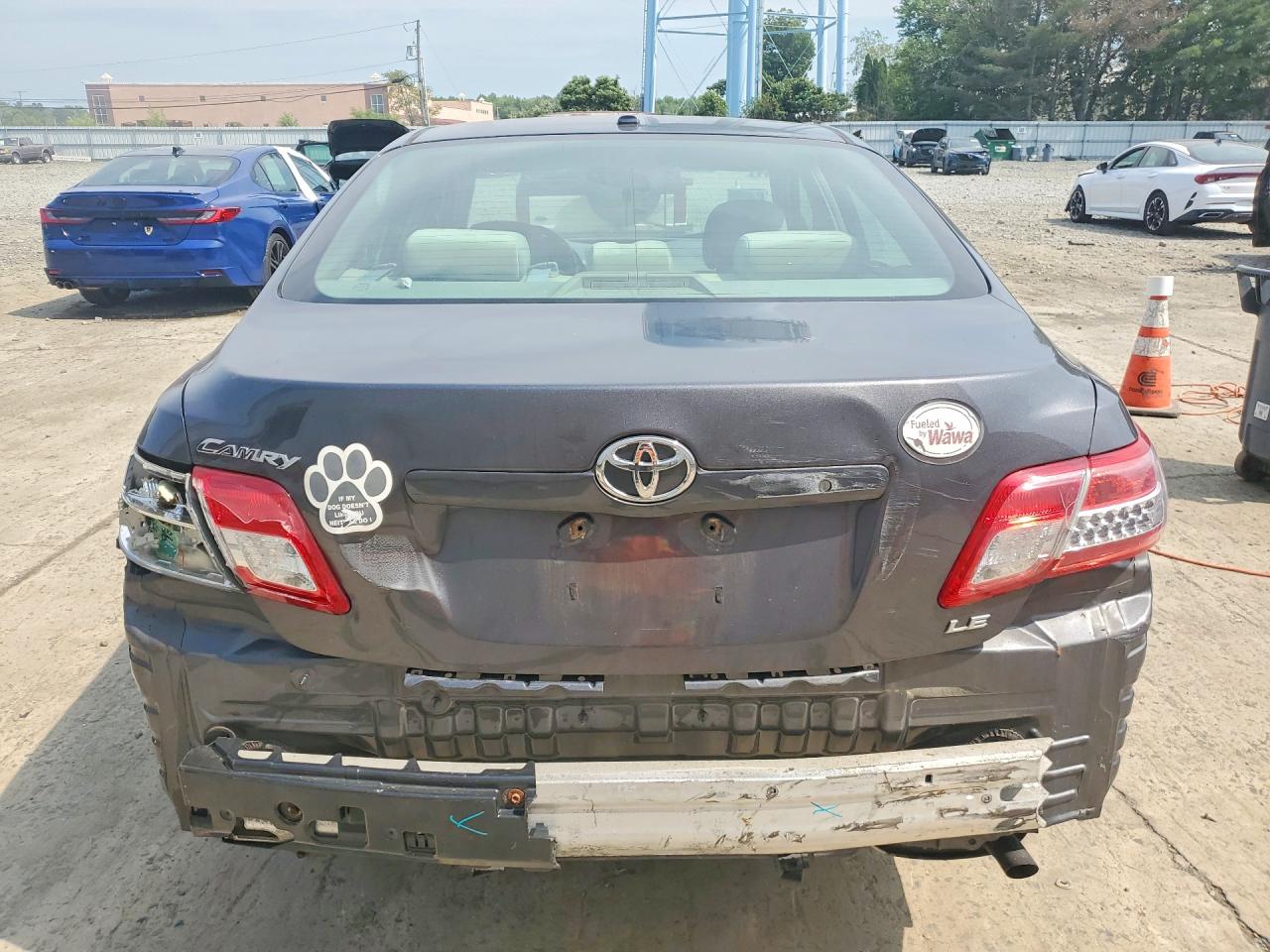 2011 Toyota Camry Le Silver vin: 4T1BF3EK2BU730454
