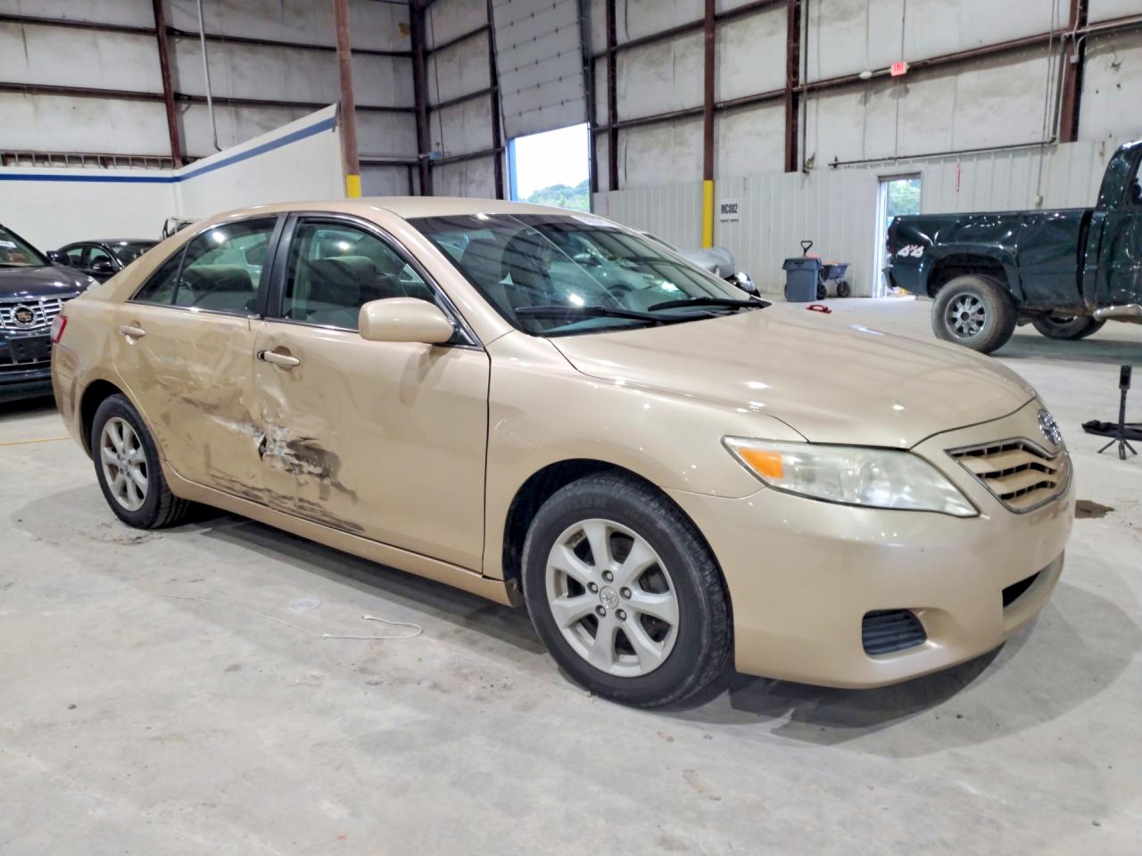 2011 Toyota Camry Le Beige vin: 4T1BF3EK2BU737176