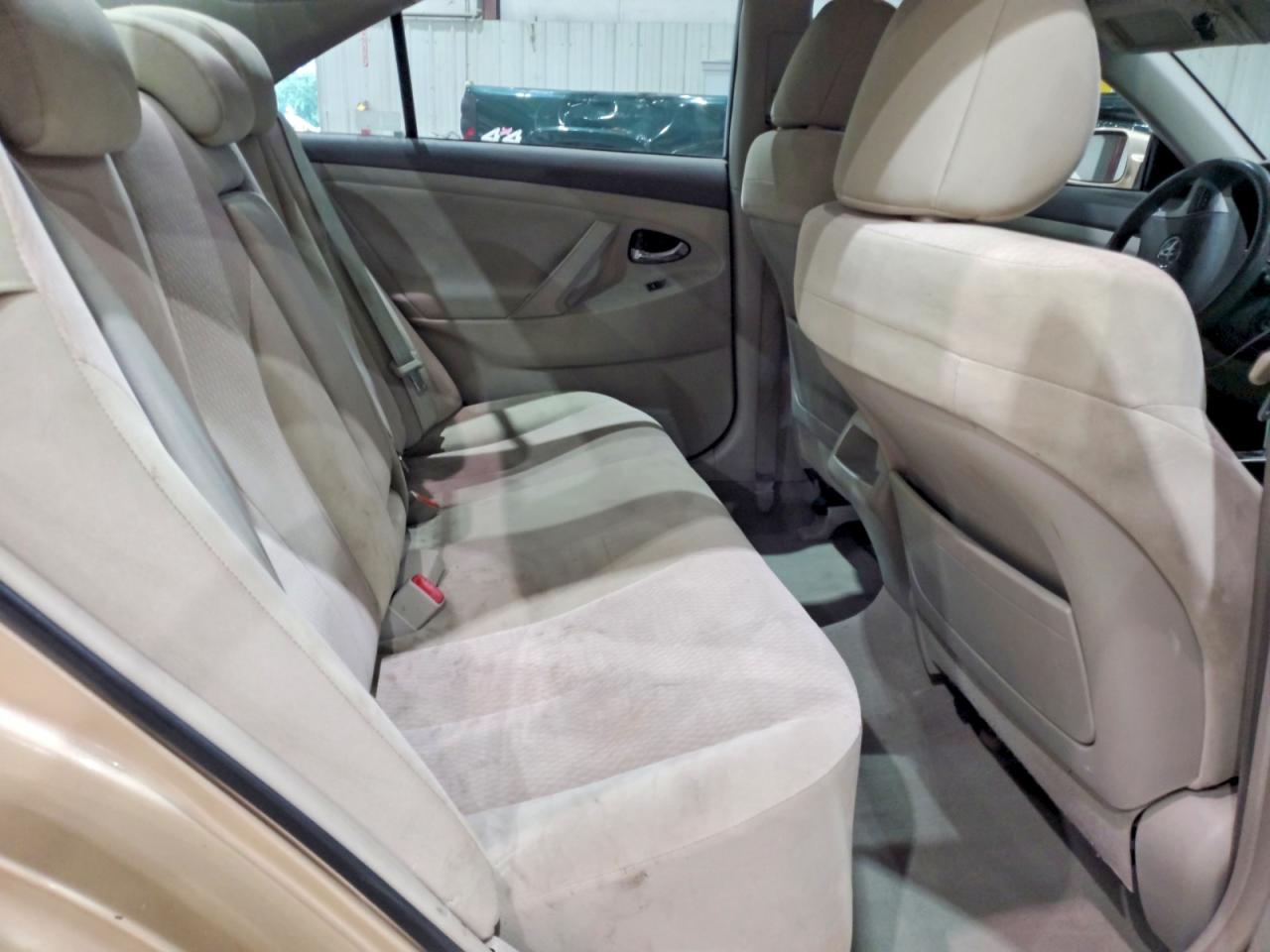 2011 Toyota Camry Le Beige vin: 4T1BF3EK2BU737176