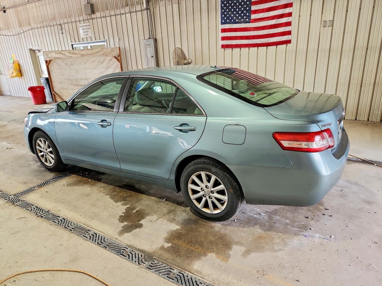 2011 Toyota Camry Xle Green vin: 4T1BF3EK2BU749005