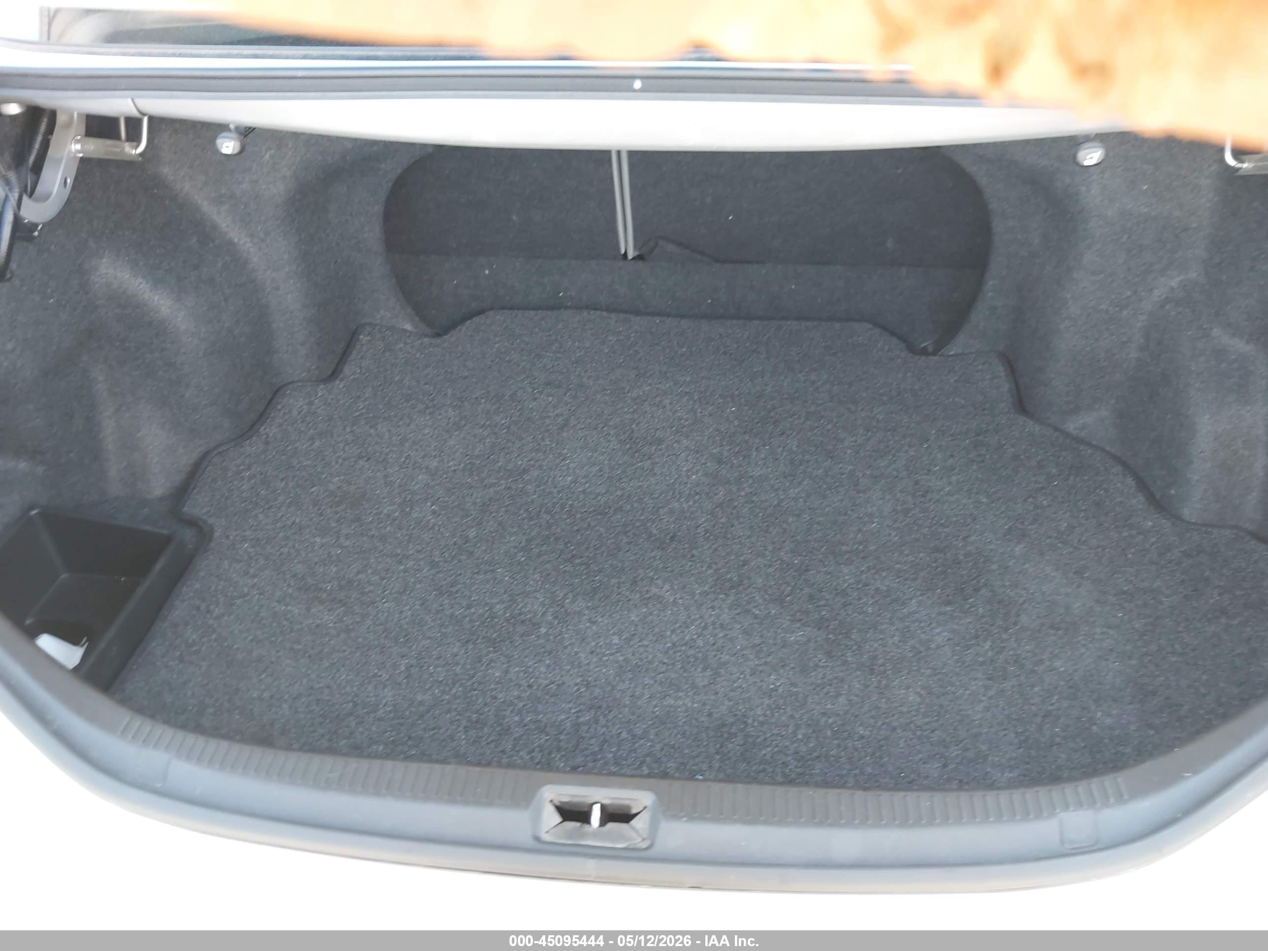 2011 Toyota Camry Le Серебряный vin: 4T1BF3EK2BU756164