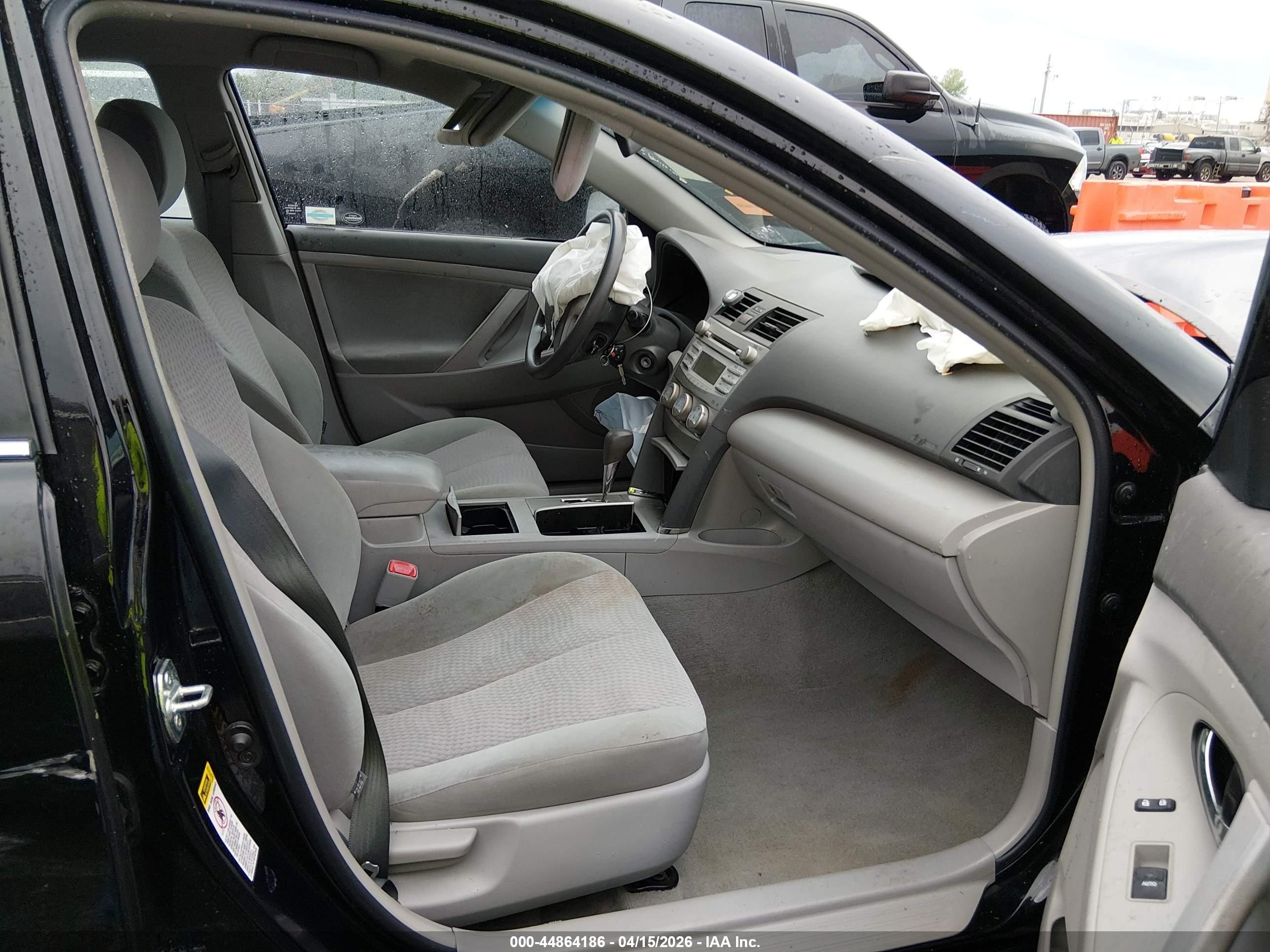 2011 Toyota Camry Le Black vin: 4T1BF3EK2BU766256