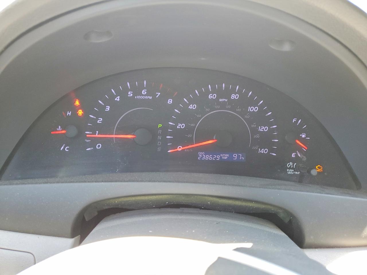 2011 Toyota Camry Le Silver vin: 4T1BF3EK2BU771800
