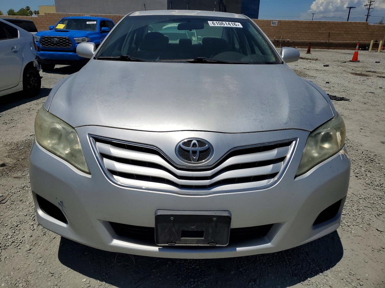 2011 Toyota Camry Le Silver vin: 4T1BF3EK2BU771800