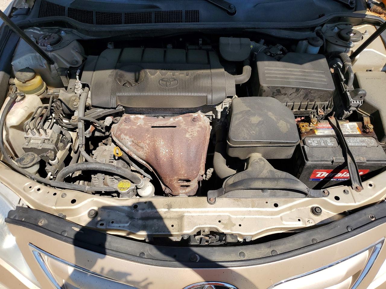 2011 Toyota Camry Le Gold vin: 4T1BF3EK2BU777144