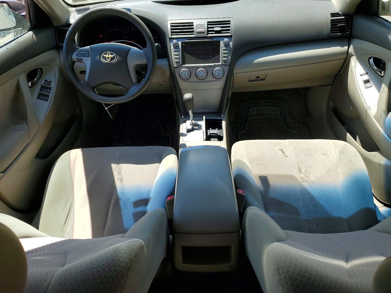 2011 Toyota Camry Le Gold vin: 4T1BF3EK2BU777144