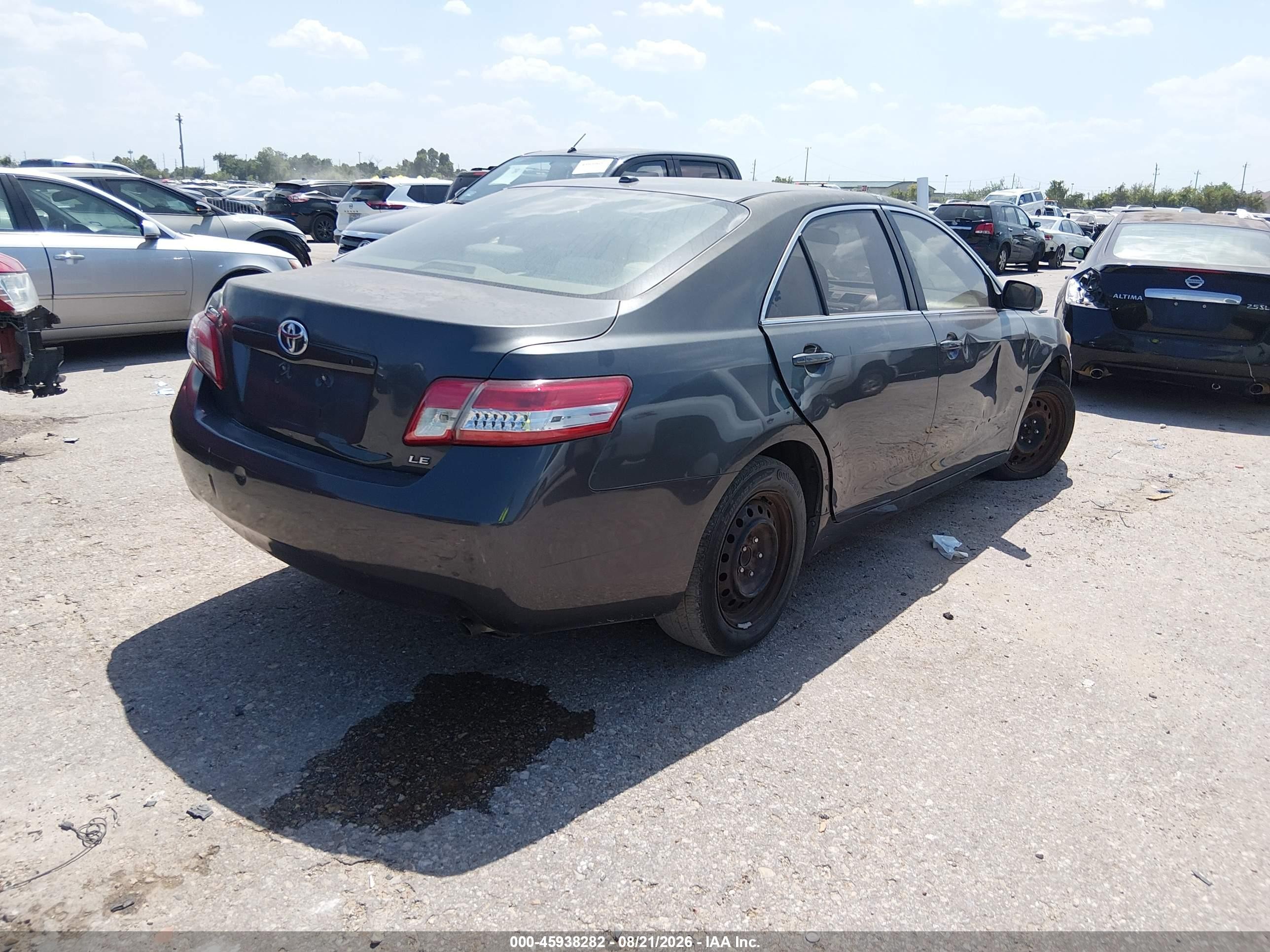 2010 Toyota Camry Le Серый vin: 4T1BF3EK3AU014239