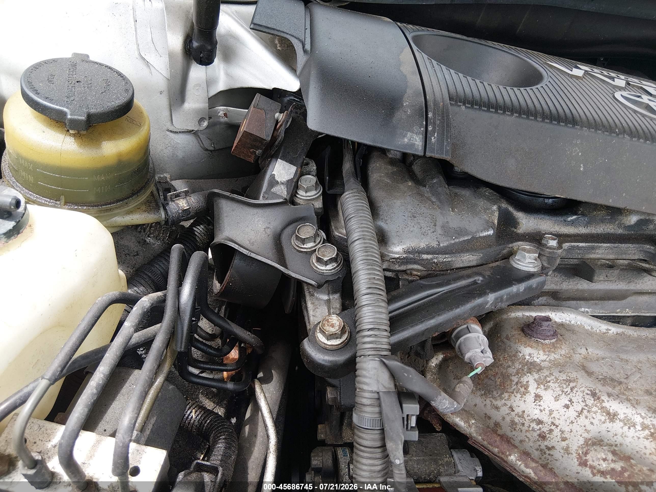 2010 Toyota Camry Le Серебряный vin: 4T1BF3EK3AU028173