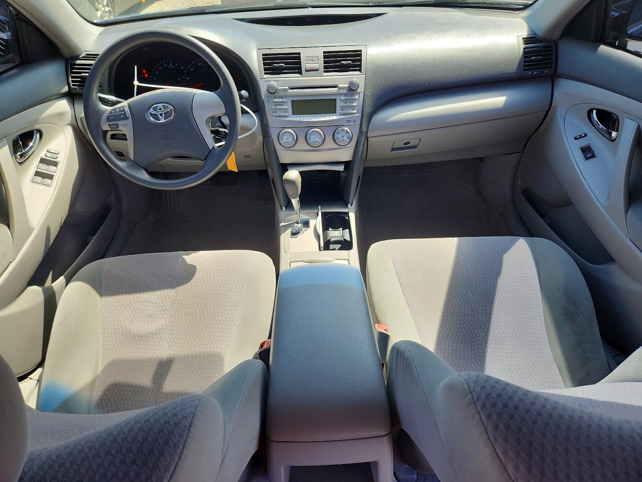 2010 Toyota Camry Le Black vin: 4T1BF3EK3AU030165