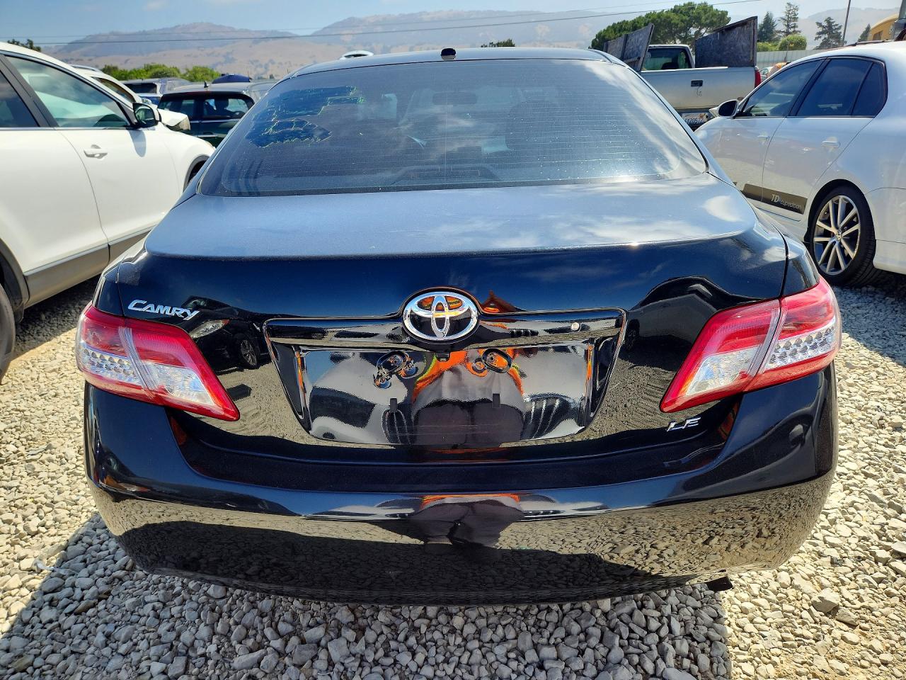 2010 Toyota Camry Le Black vin: 4T1BF3EK3AU030165