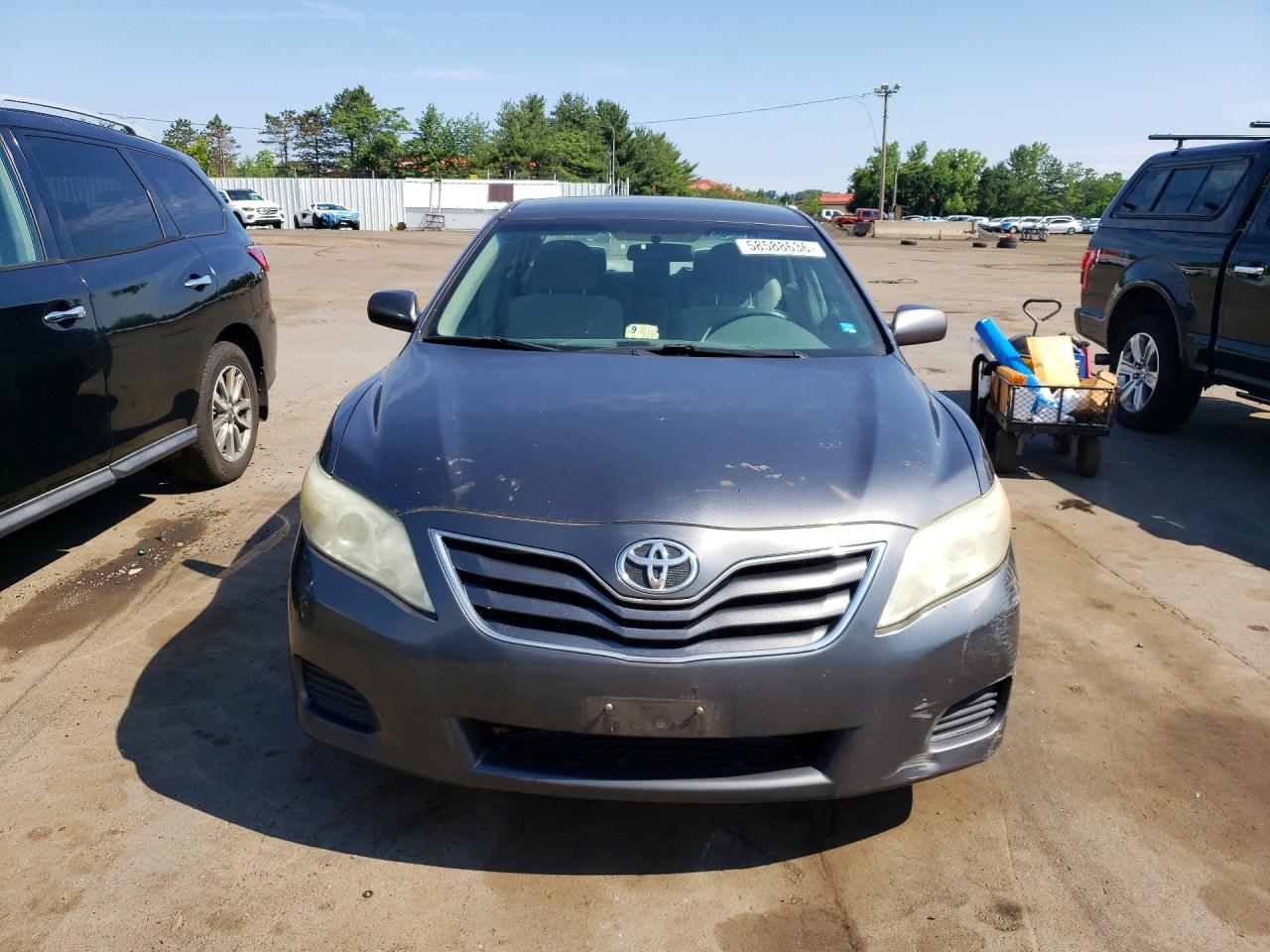 2010 Toyota Camry Le Gray vin: 4T1BF3EK3AU030490