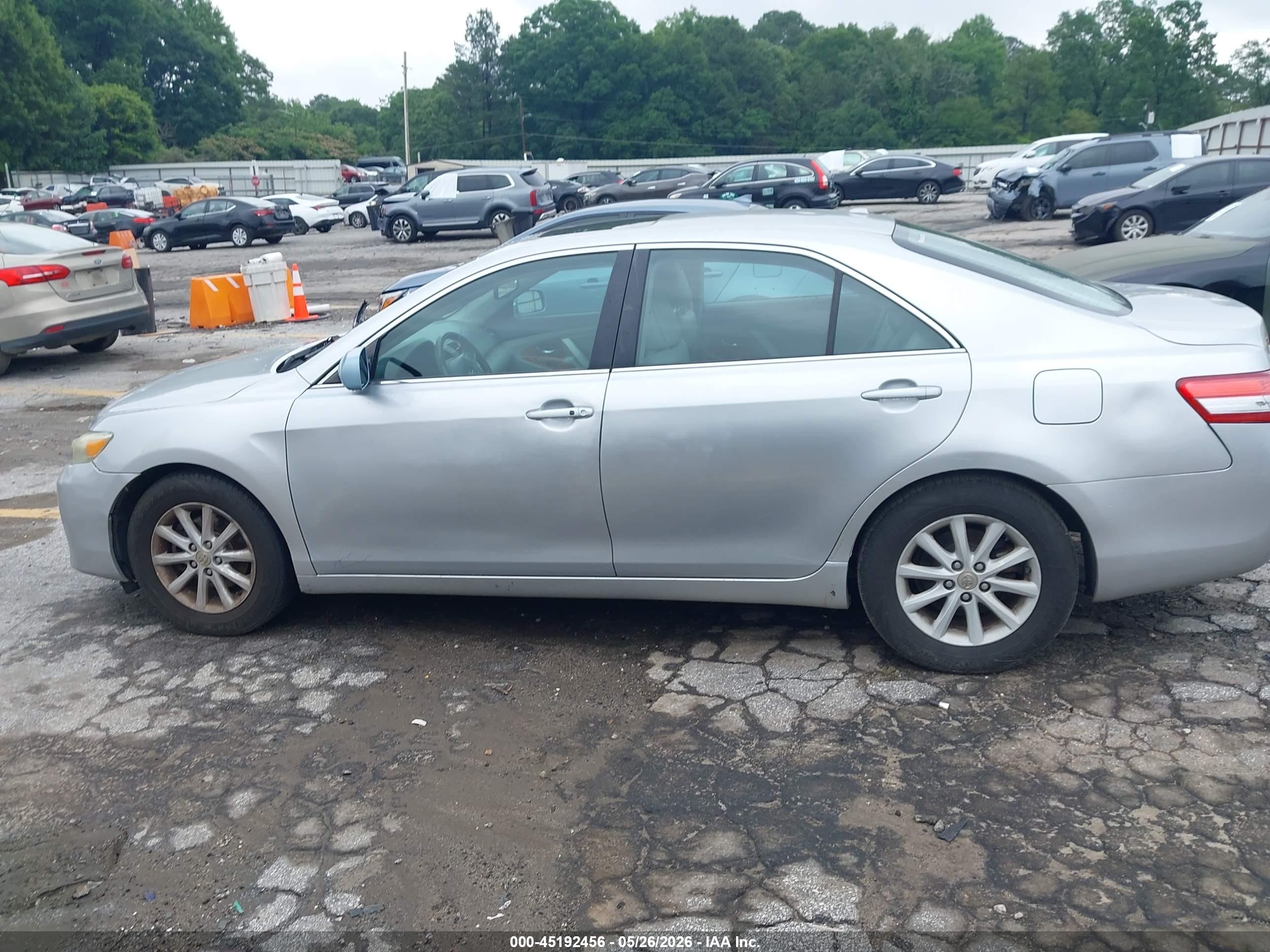 2010 Toyota Camry Xle Black vin: 4T1BF3EK3AU044499