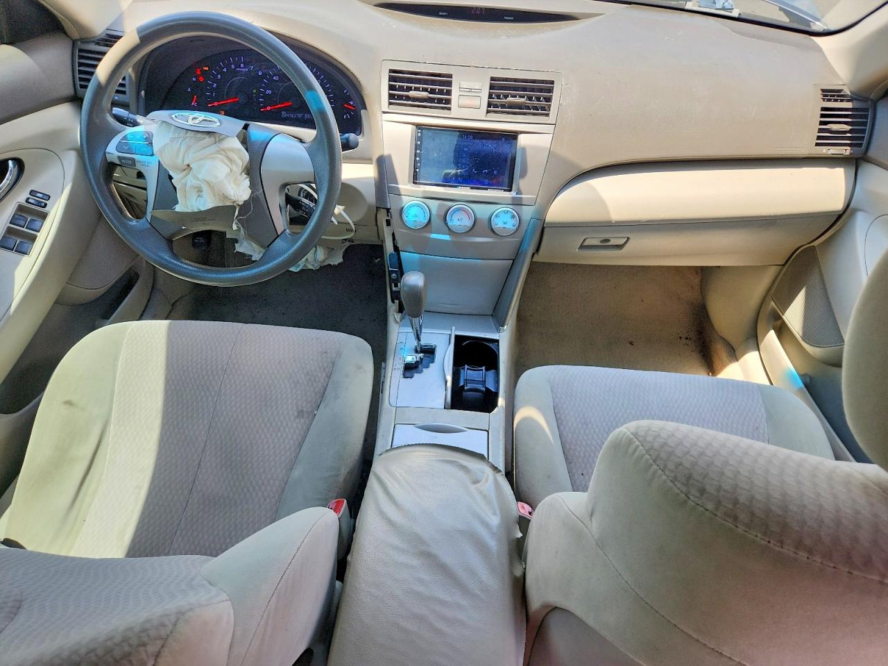 2010 Toyota Camry Le Gray vin: 4T1BF3EK3AU048214