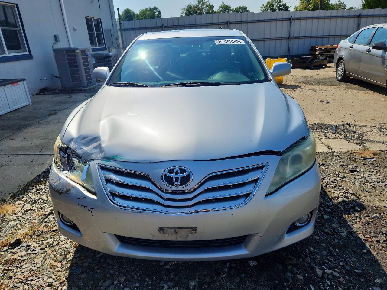 2010 Toyota Camry Xle Серебряный vin: 4T1BF3EK3AU052649