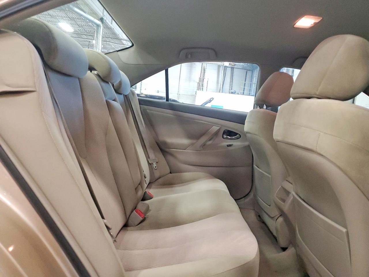 2010 Toyota Camry Le Желто-коричневый vin: 4T1BF3EK3AU053462