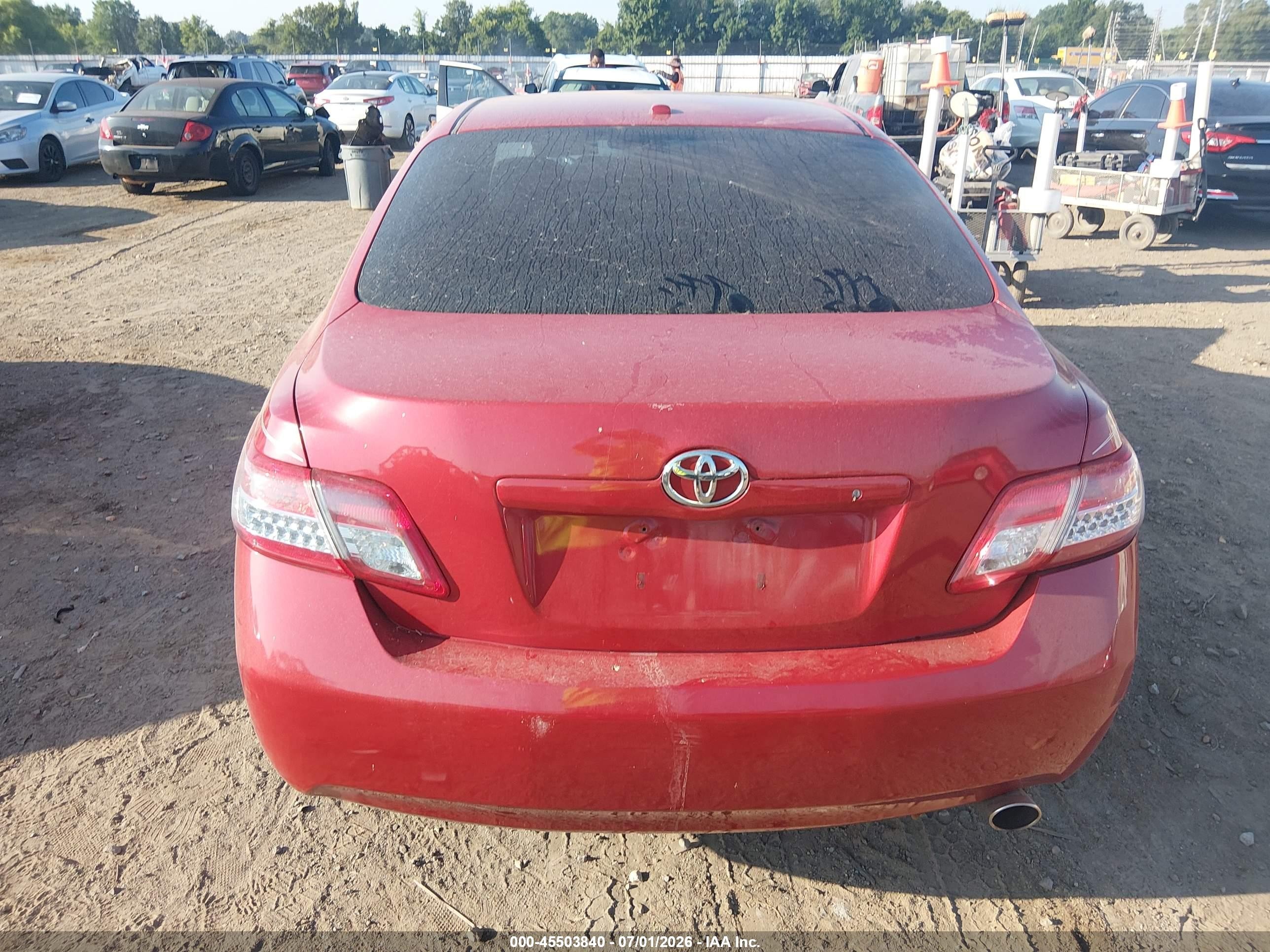 2010 Toyota Camry Le Красный vin: 4T1BF3EK3AU066017