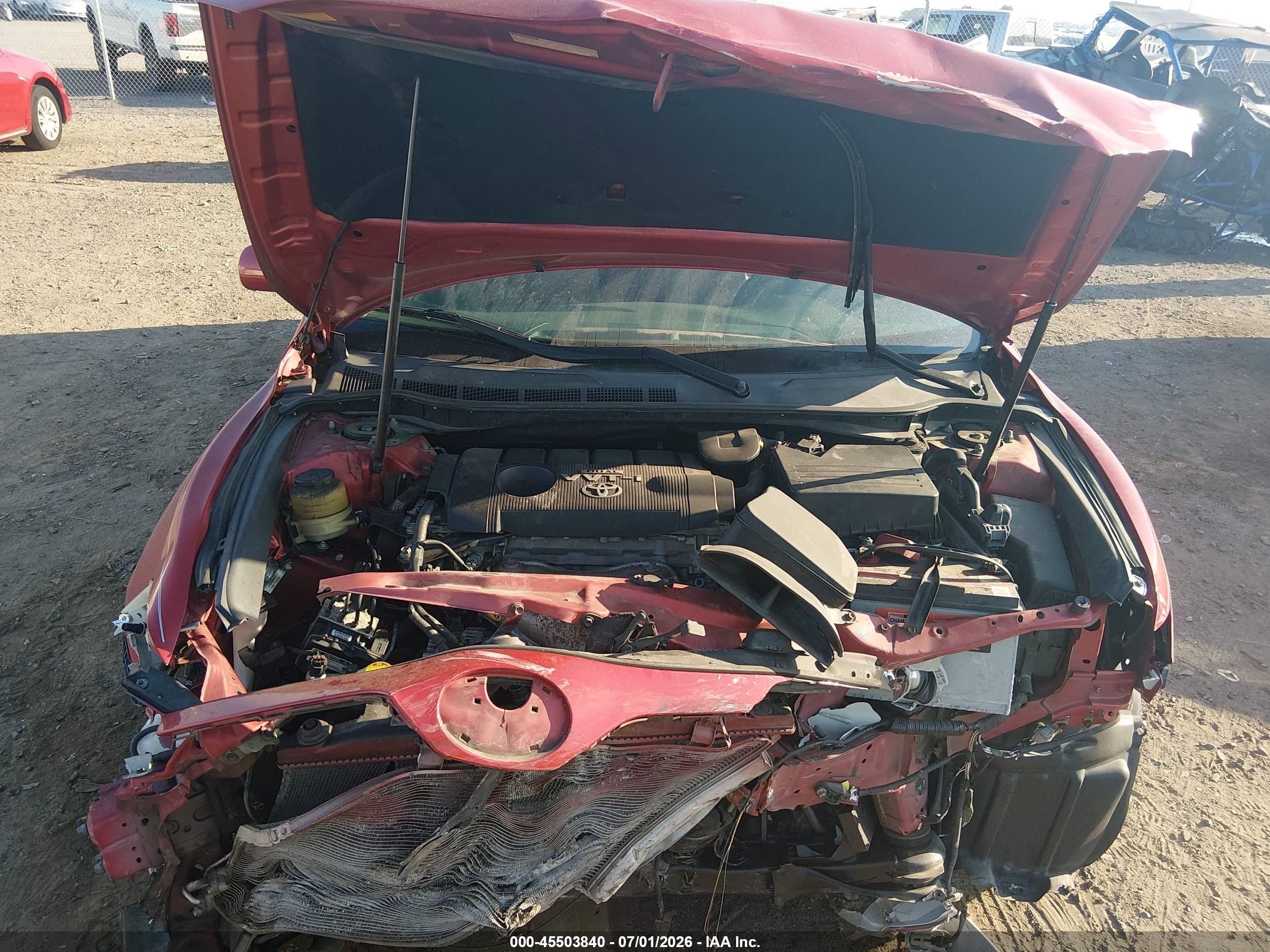 2010 Toyota Camry Le Красный vin: 4T1BF3EK3AU066017