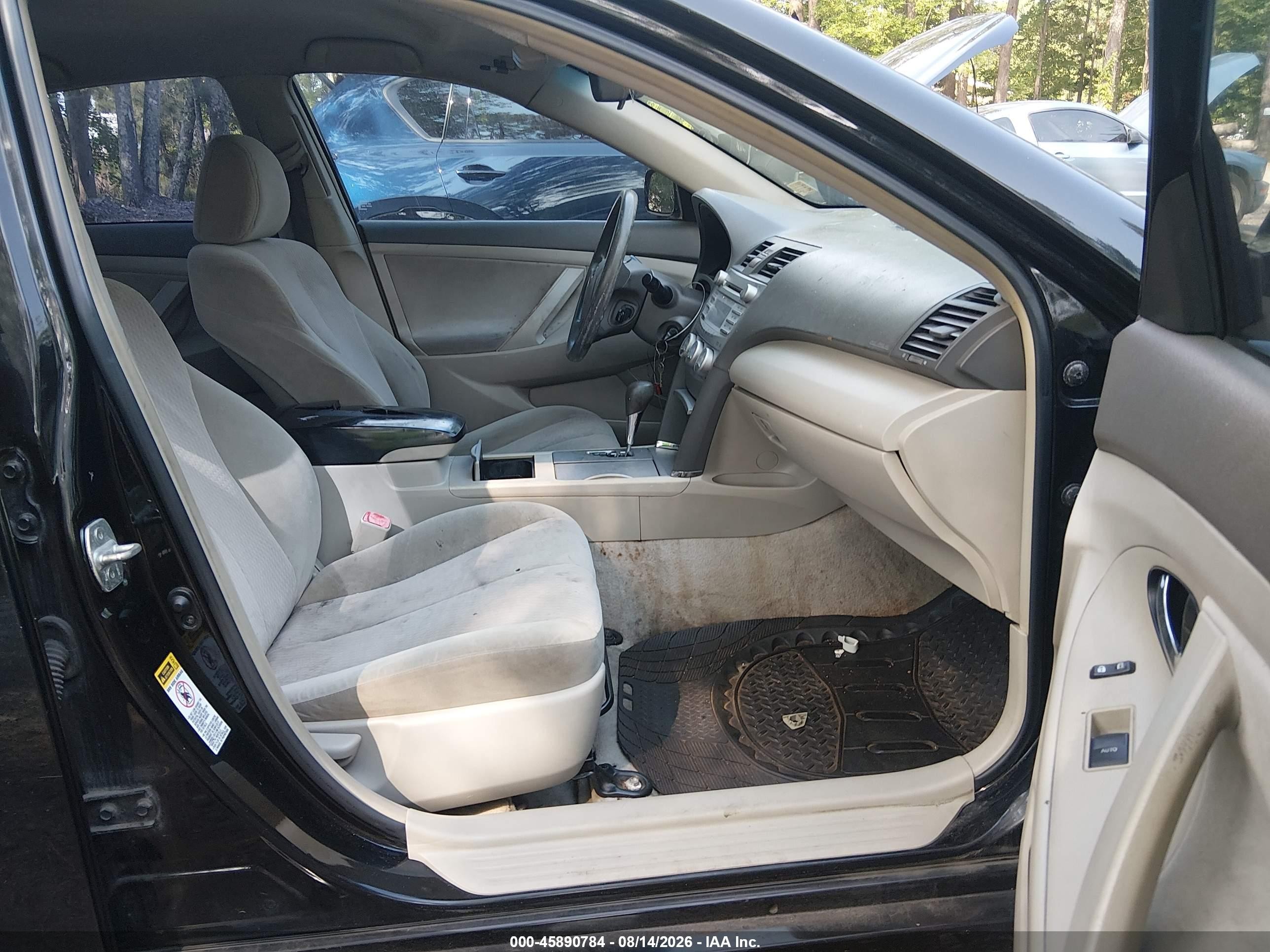 2010 Toyota Camry Le Black vin: 4T1BF3EK3AU080239