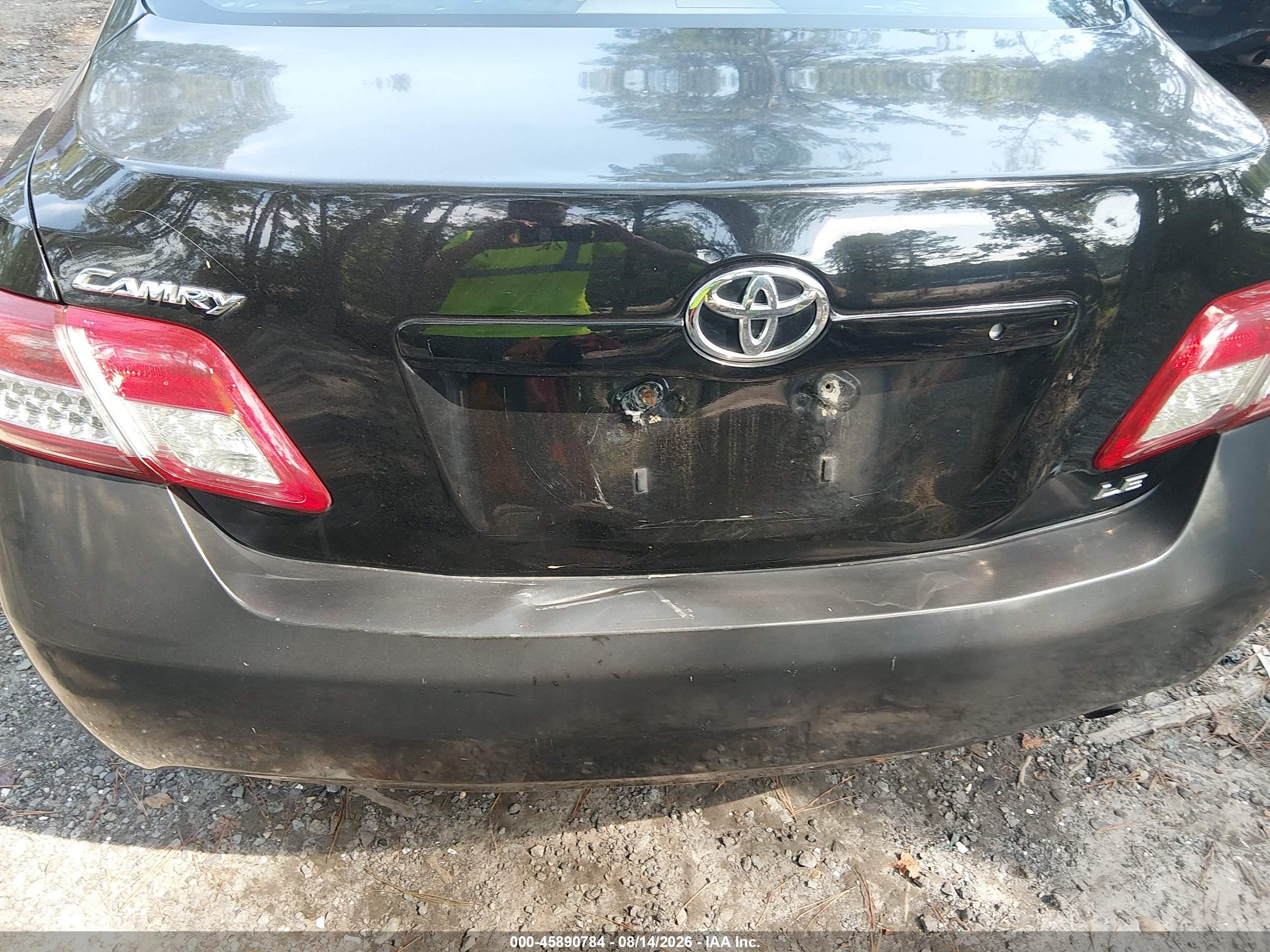 2010 Toyota Camry Le Black vin: 4T1BF3EK3AU080239