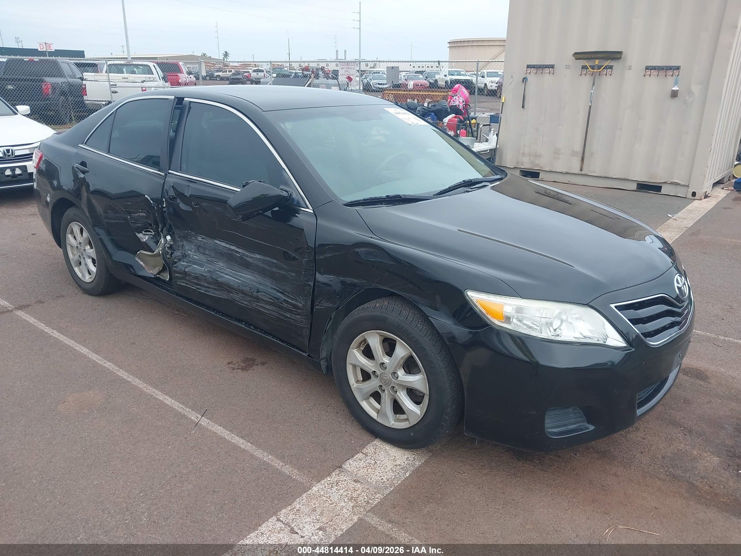 2010 Toyota Camry Le Black vin: 4T1BF3EK3AU090589