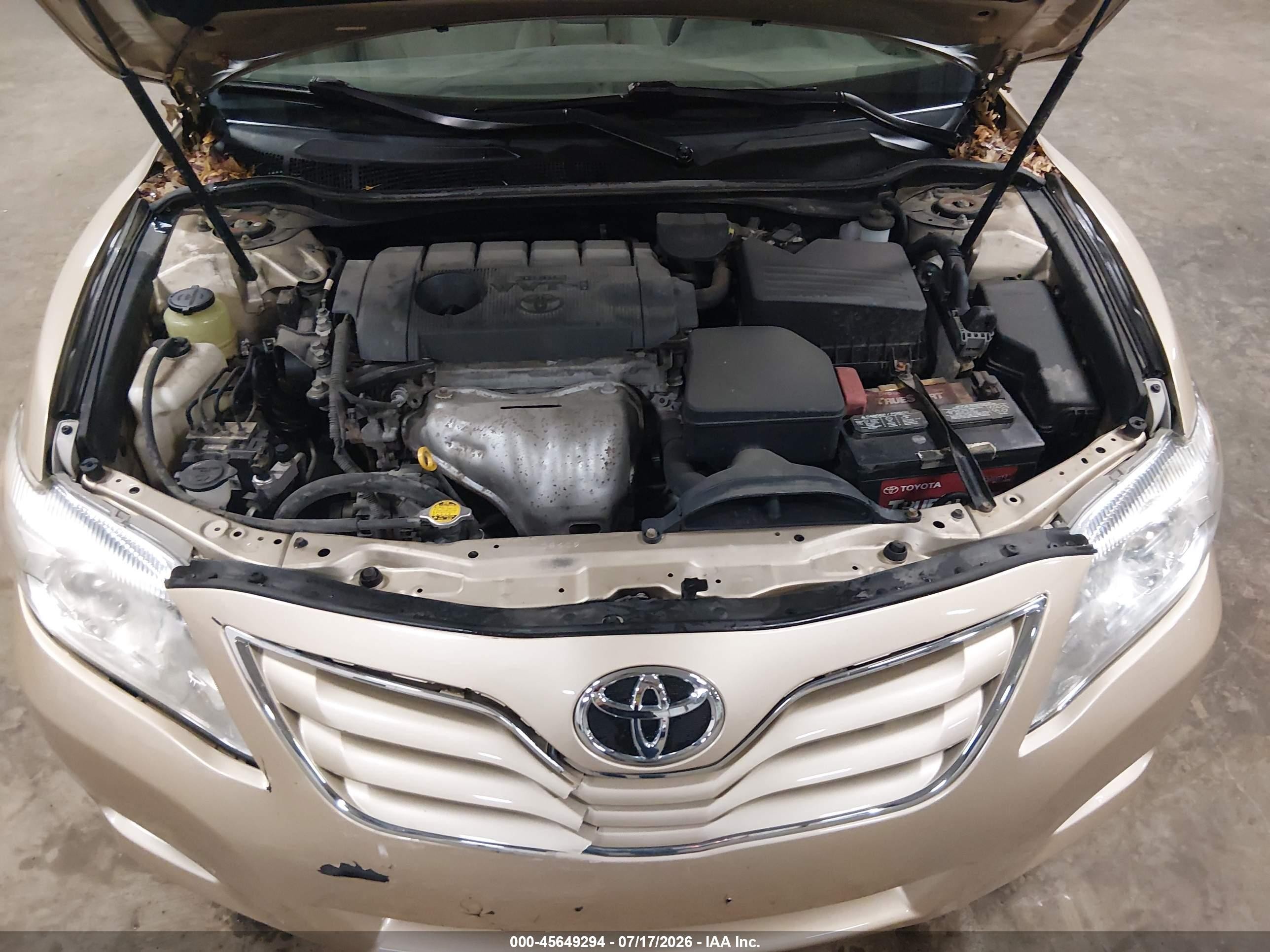 2010 Toyota Camry Le Золотой vin: 4T1BF3EK3AU094447