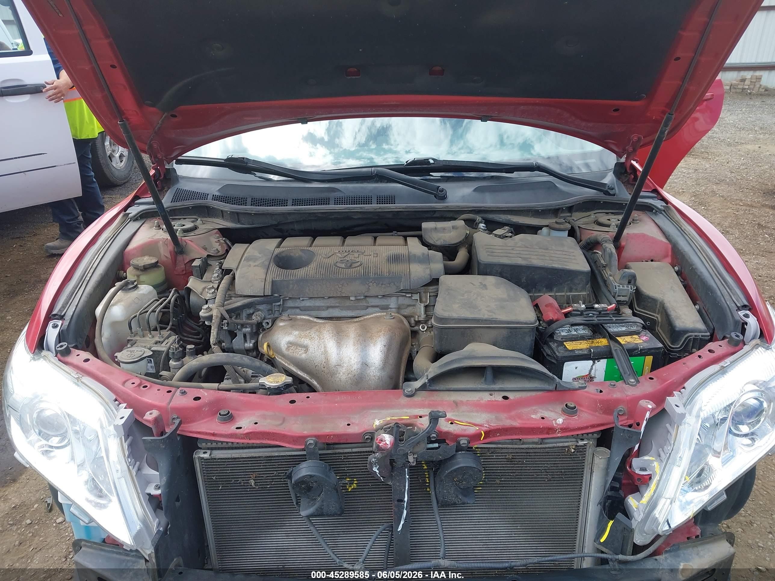 2010 Toyota Camry Le Red vin: 4T1BF3EK3AU099826