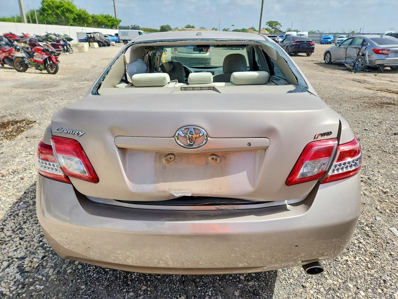 2010 Toyota Camry Base Tan vin: 4T1BF3EK3AU112347