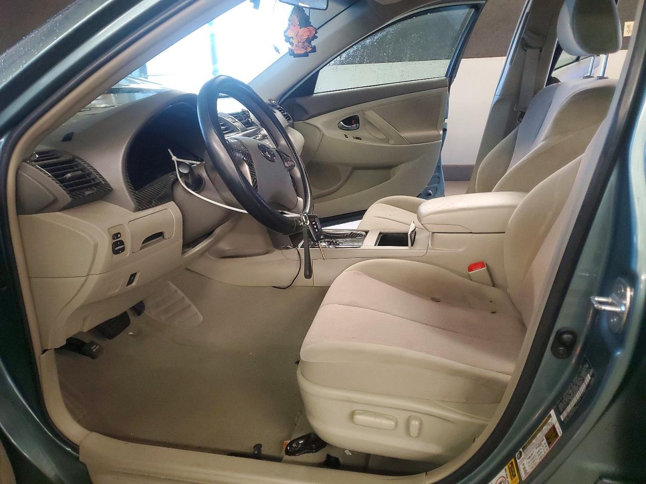 2010 Toyota Camry Le Teal vin: 4T1BF3EK3AU512733