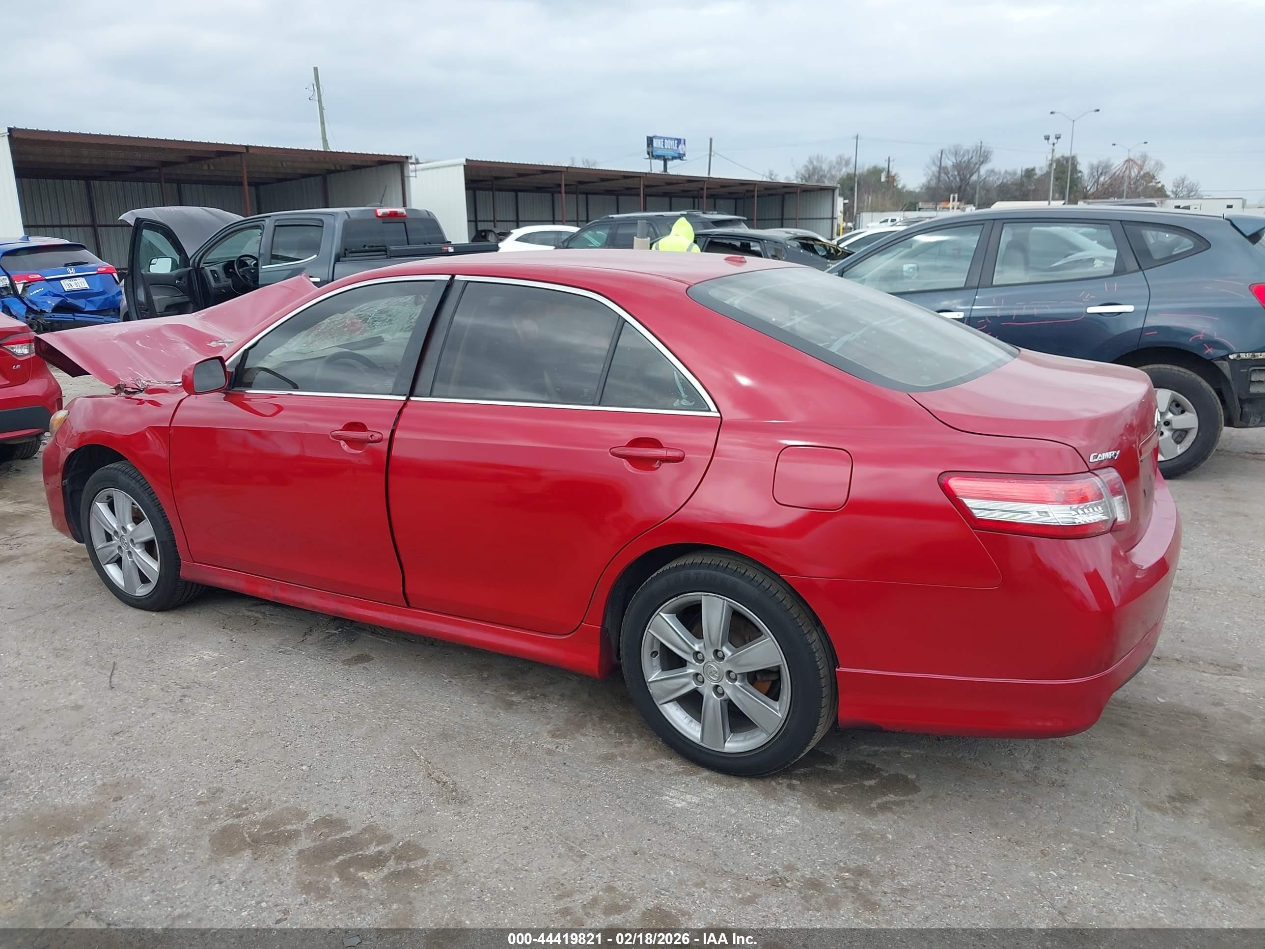 2010 Toyota Camry Se Red vin: 4T1BF3EK3AU522307