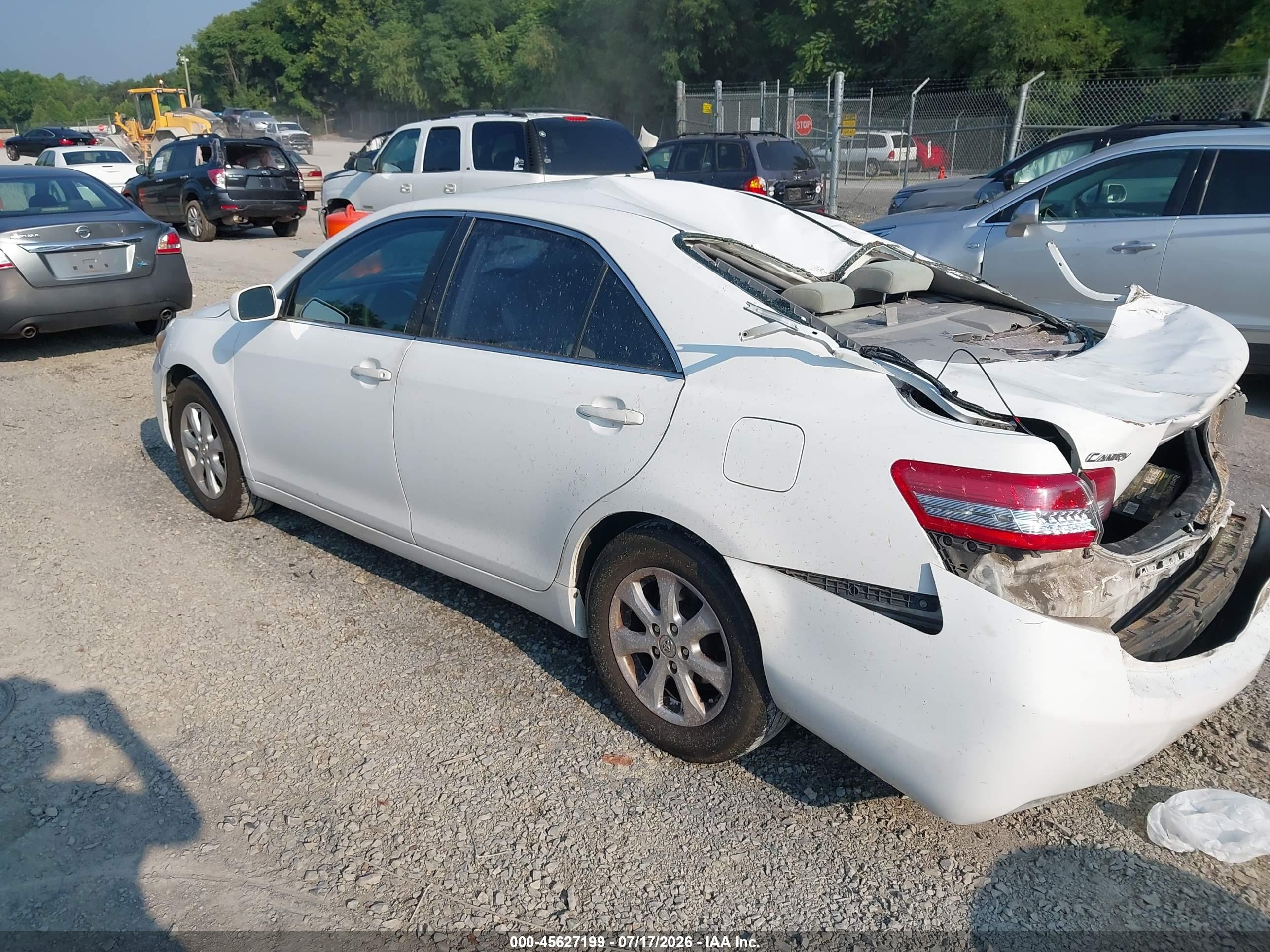 2010 Toyota Camry Le Белый vin: 4T1BF3EK3AU552939