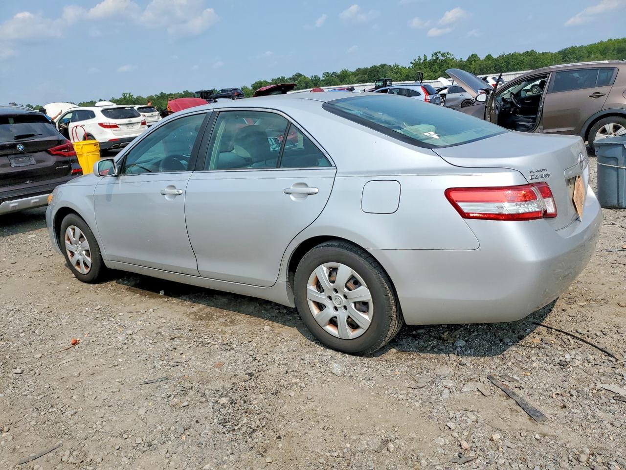 2010 Toyota Camry Silver vin: 4T1BF3EK3BU128341