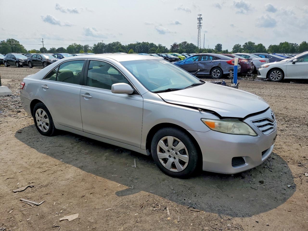 2010 Toyota Camry Silver vin: 4T1BF3EK3BU128341