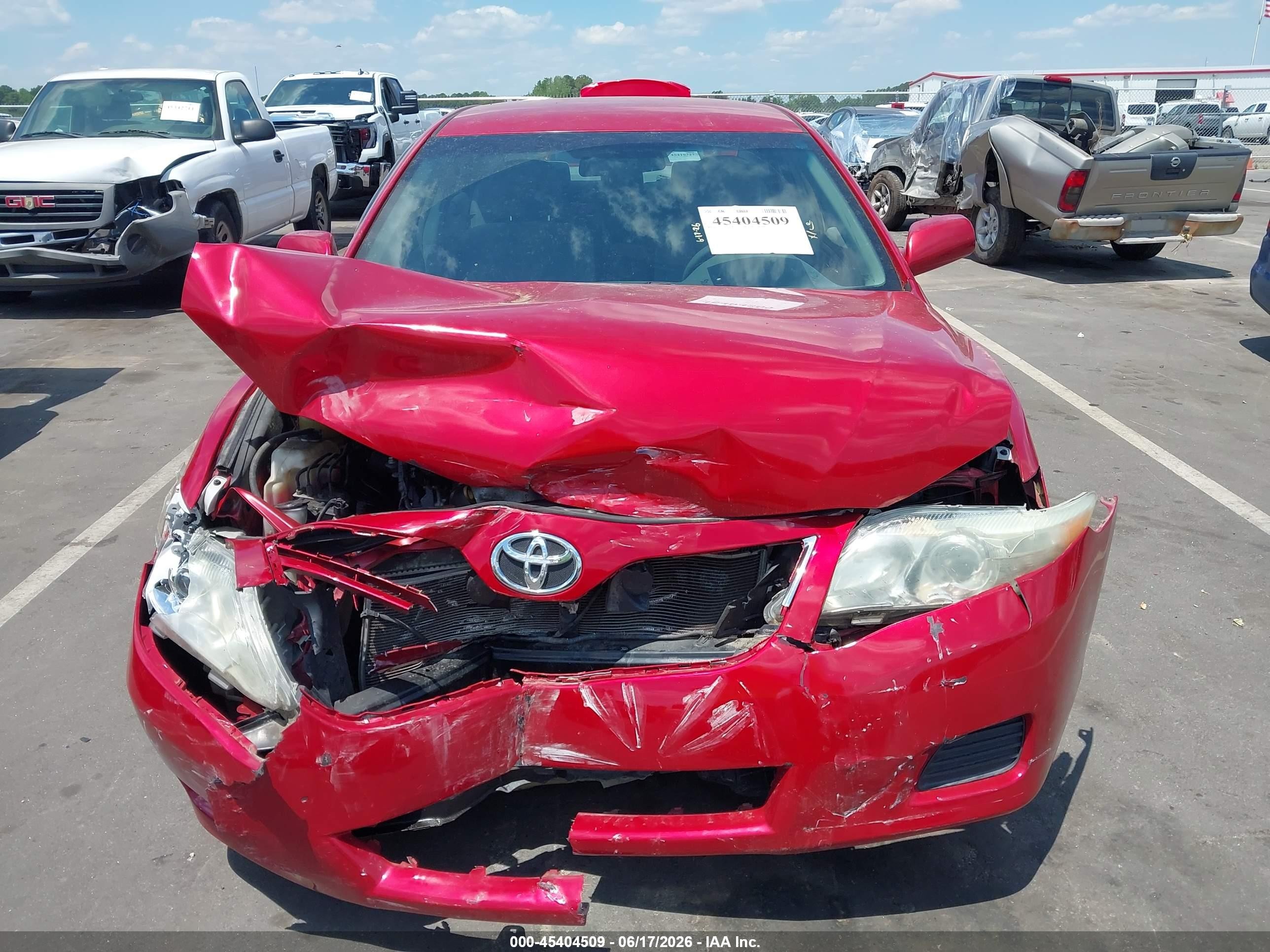 2011 Toyota Camry Le Red vin: 4T1BF3EK3BU129179