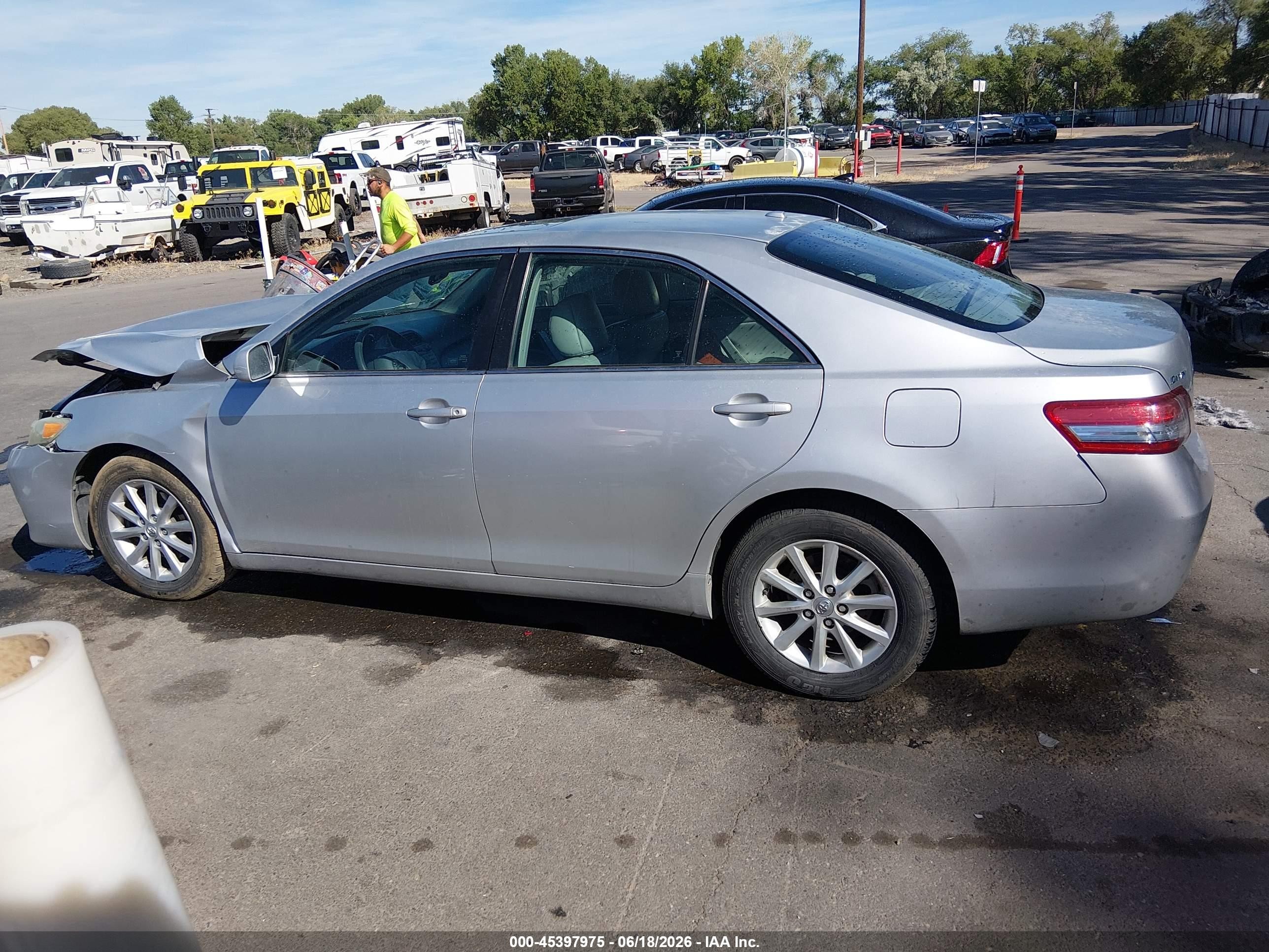 2011 Toyota Camry Xle Серебряный vin: 4T1BF3EK3BU135550